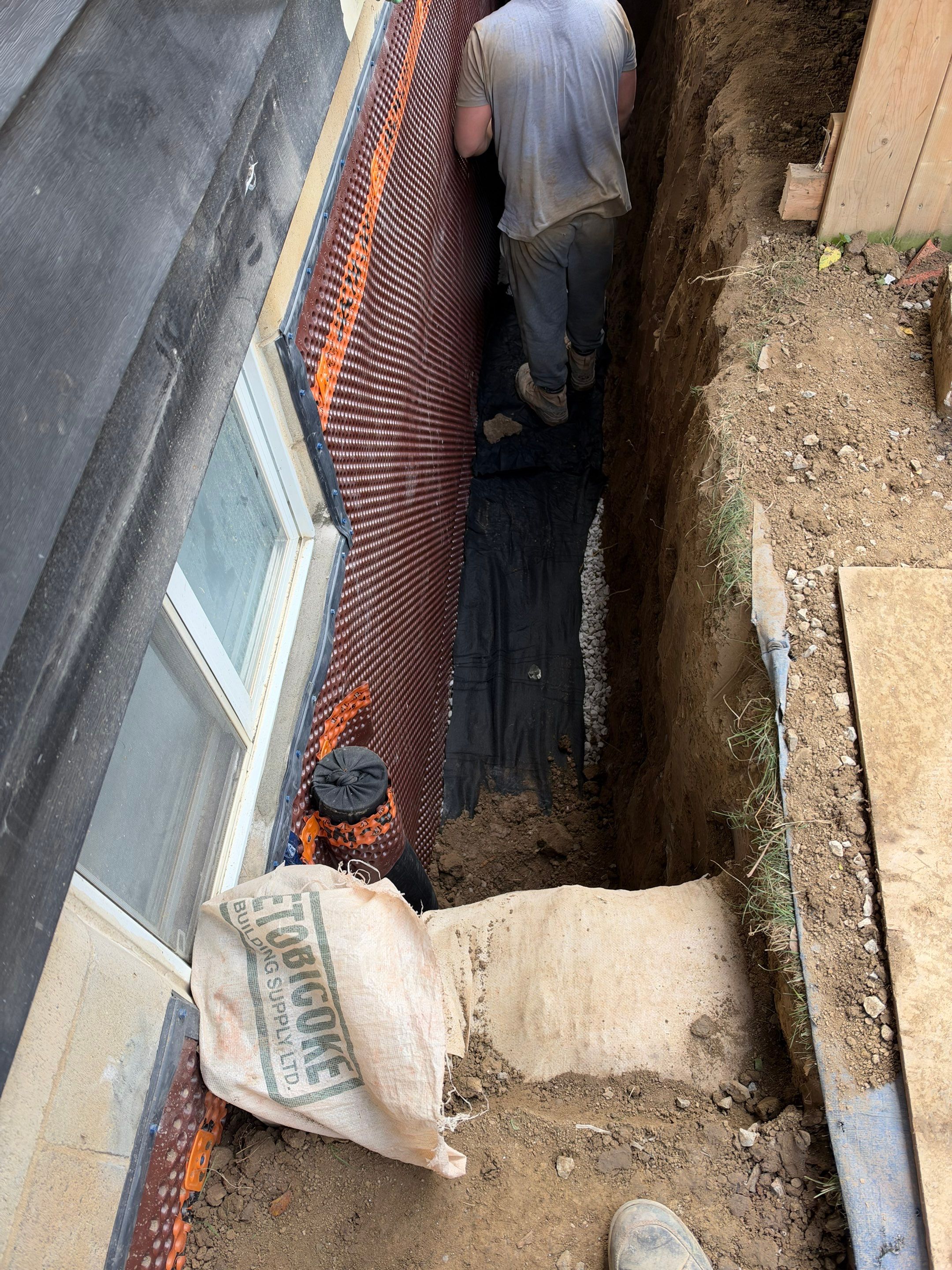 Exterior Foundation Waterproofing and Weeping Tile Installation in Hamilton by Canada Waterproofers Inc