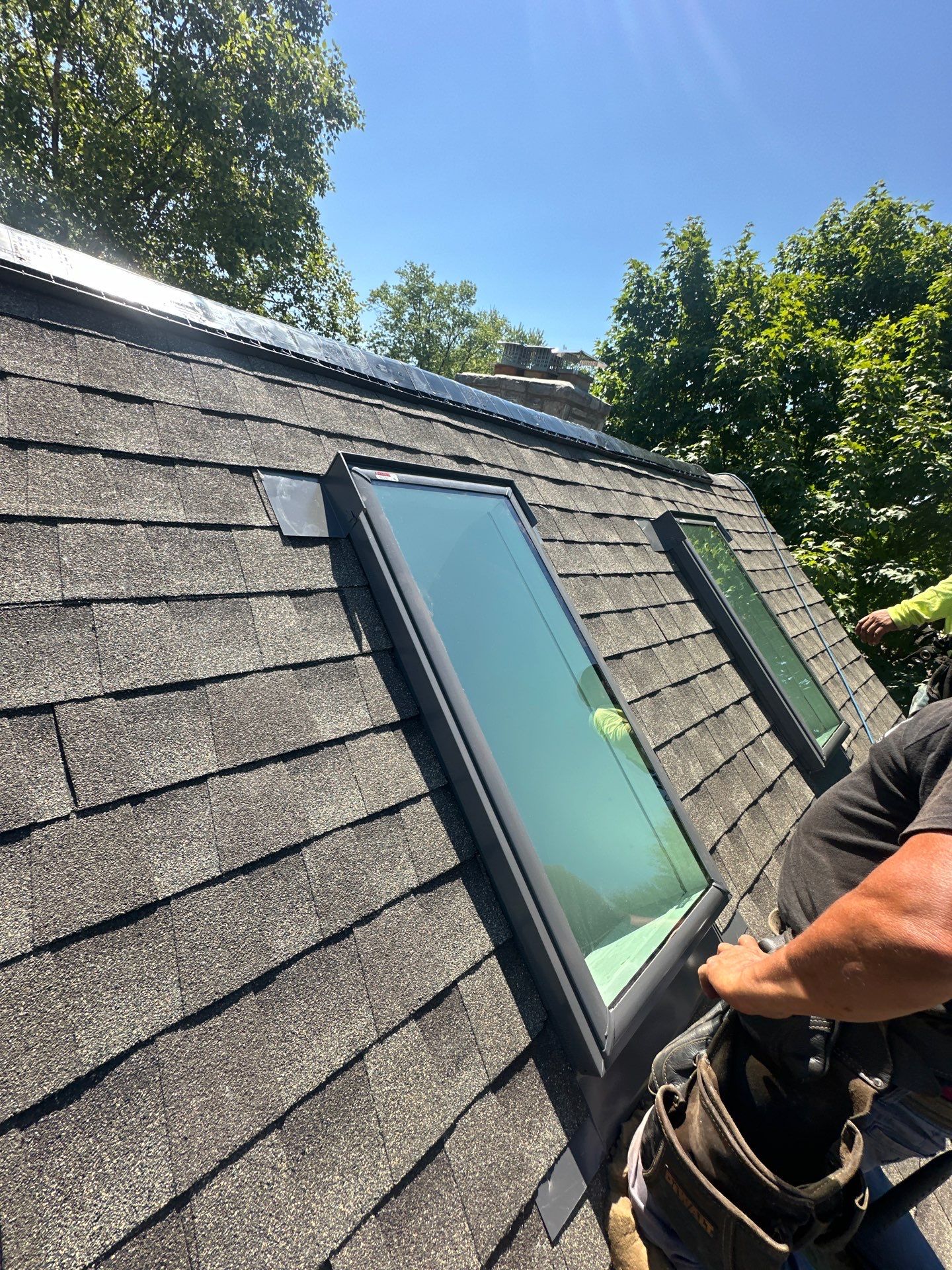 Residential Roofing Installation using Timberline HDZ Shingles - Weathered Wood by RoofX 