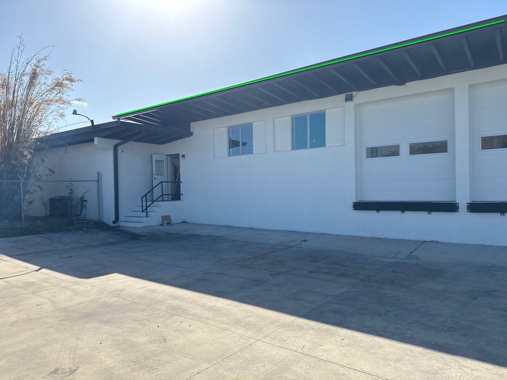 Black Seamless Gutters for Modern Homes in Sarasota FL by Gutter Professors