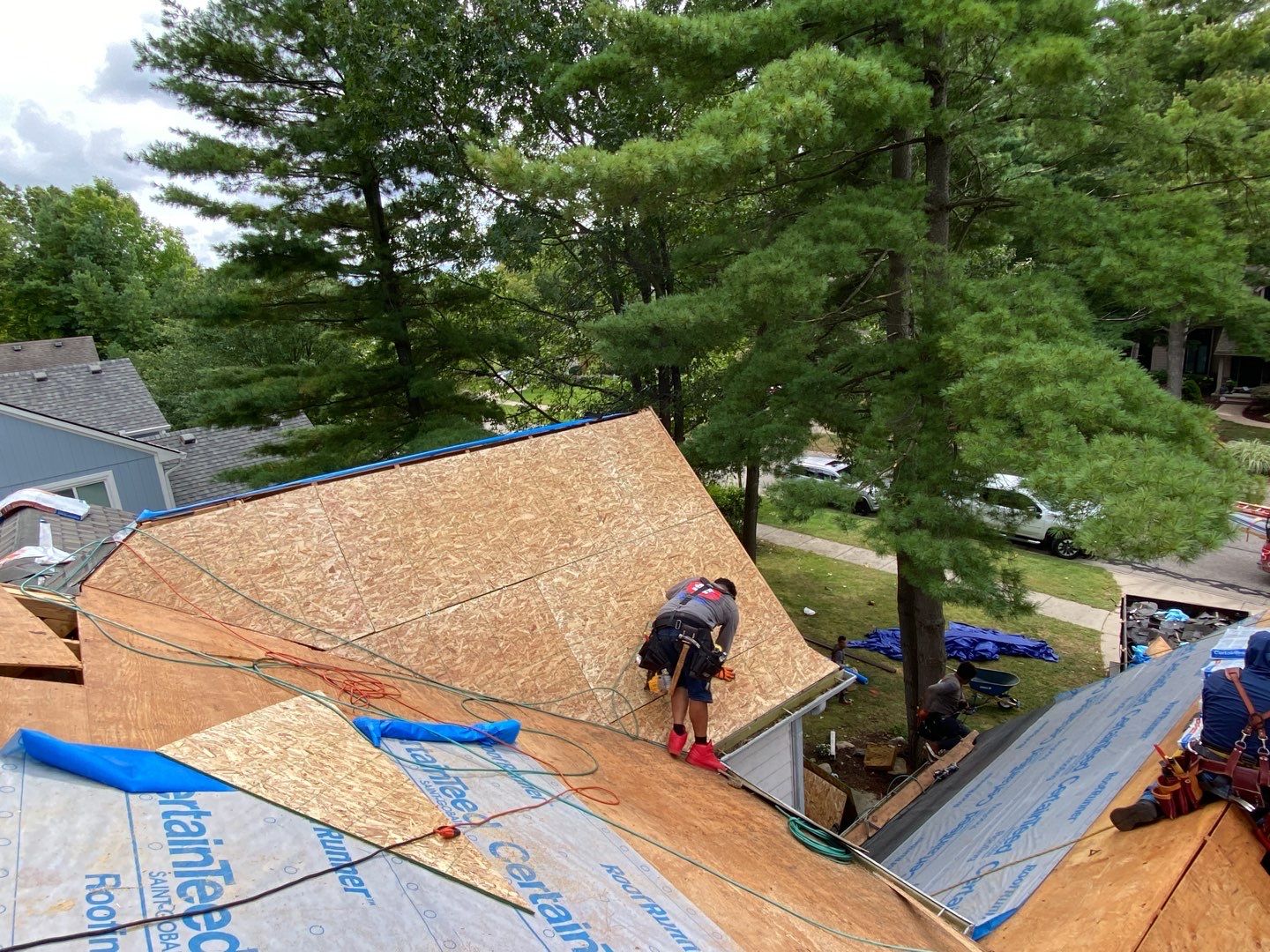 Roof Replacement using CertainTeed Landmark by 180 Contractors