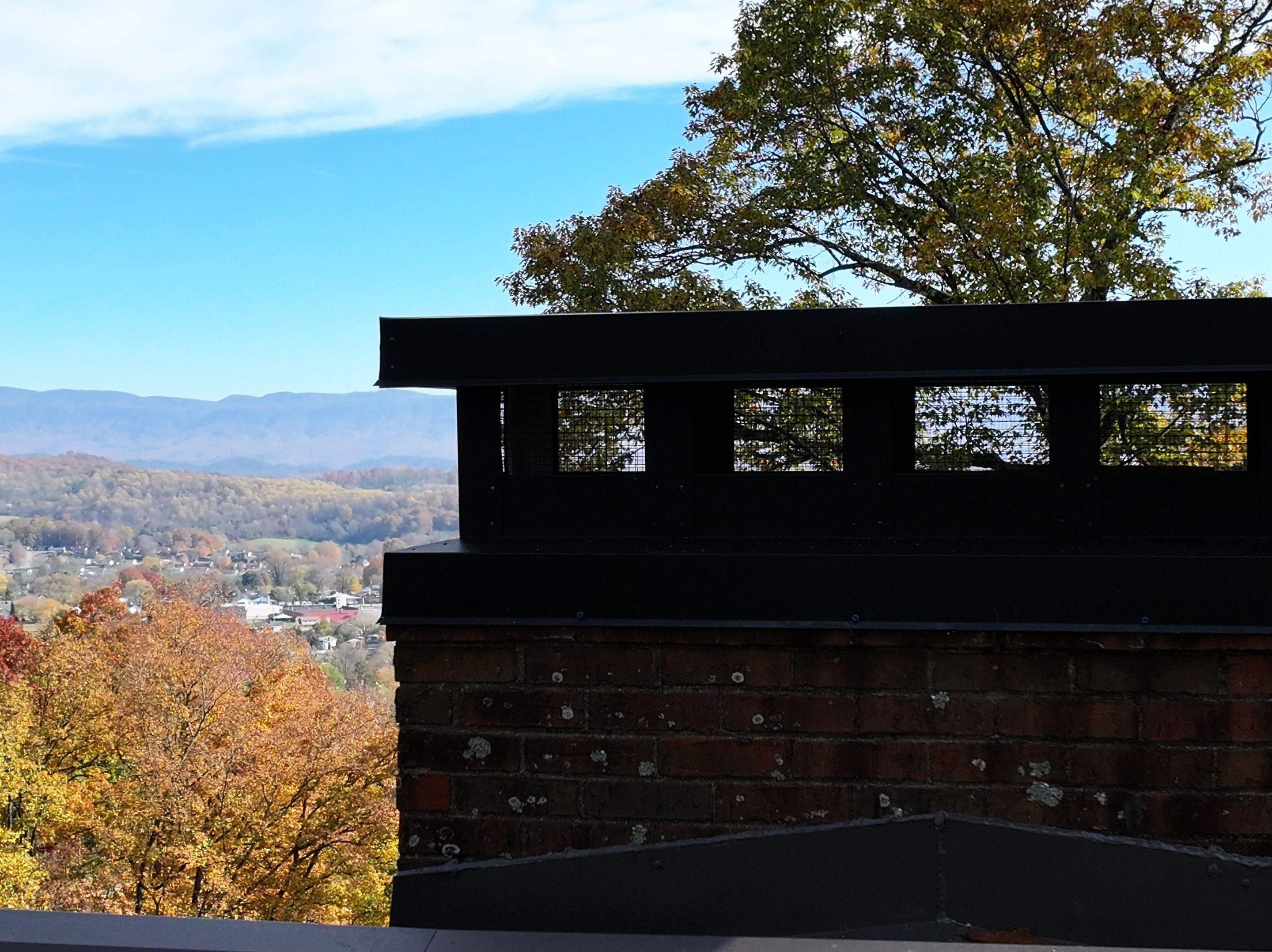 Jones Residence by Omnia Roofing