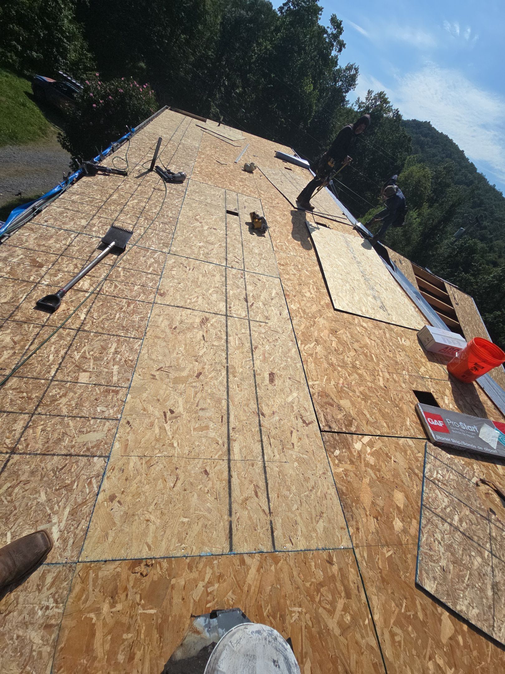 Residential Roofing Installation using GAF Timberline HDZ Fox Hollow Grey by Rainstoppers Roofing