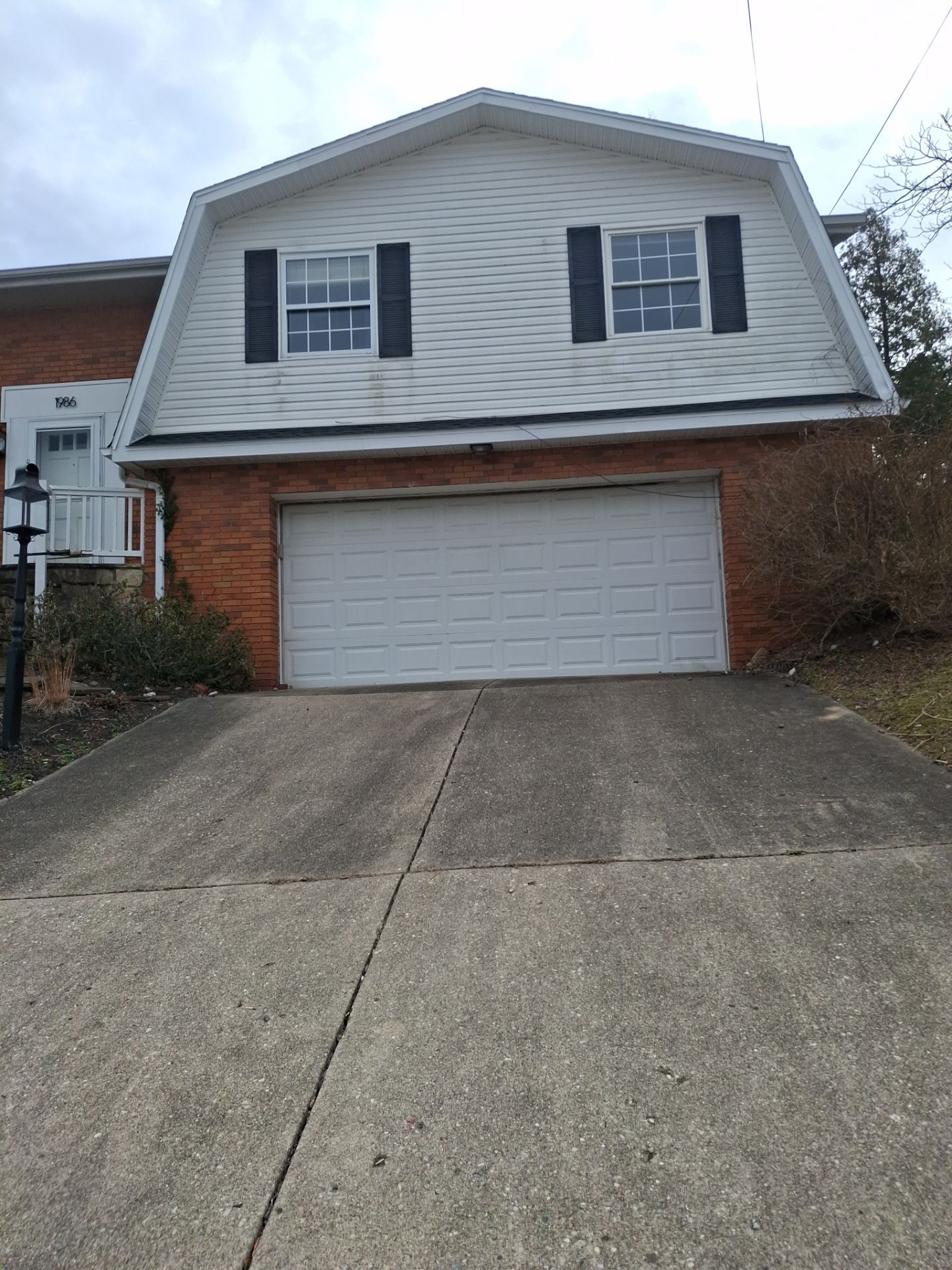 Residential Roofing Installation using GAF Timberline HDZ Charcoal by Rainstoppers Roofing