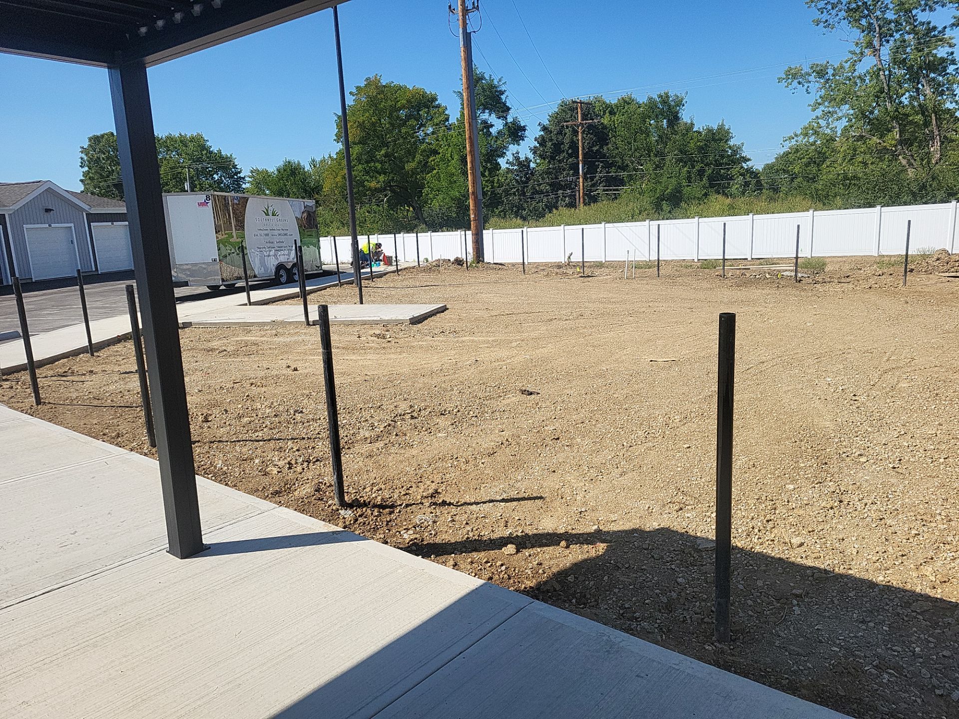 Authentix Apartments Pet Park by Southwest Greens Midwest