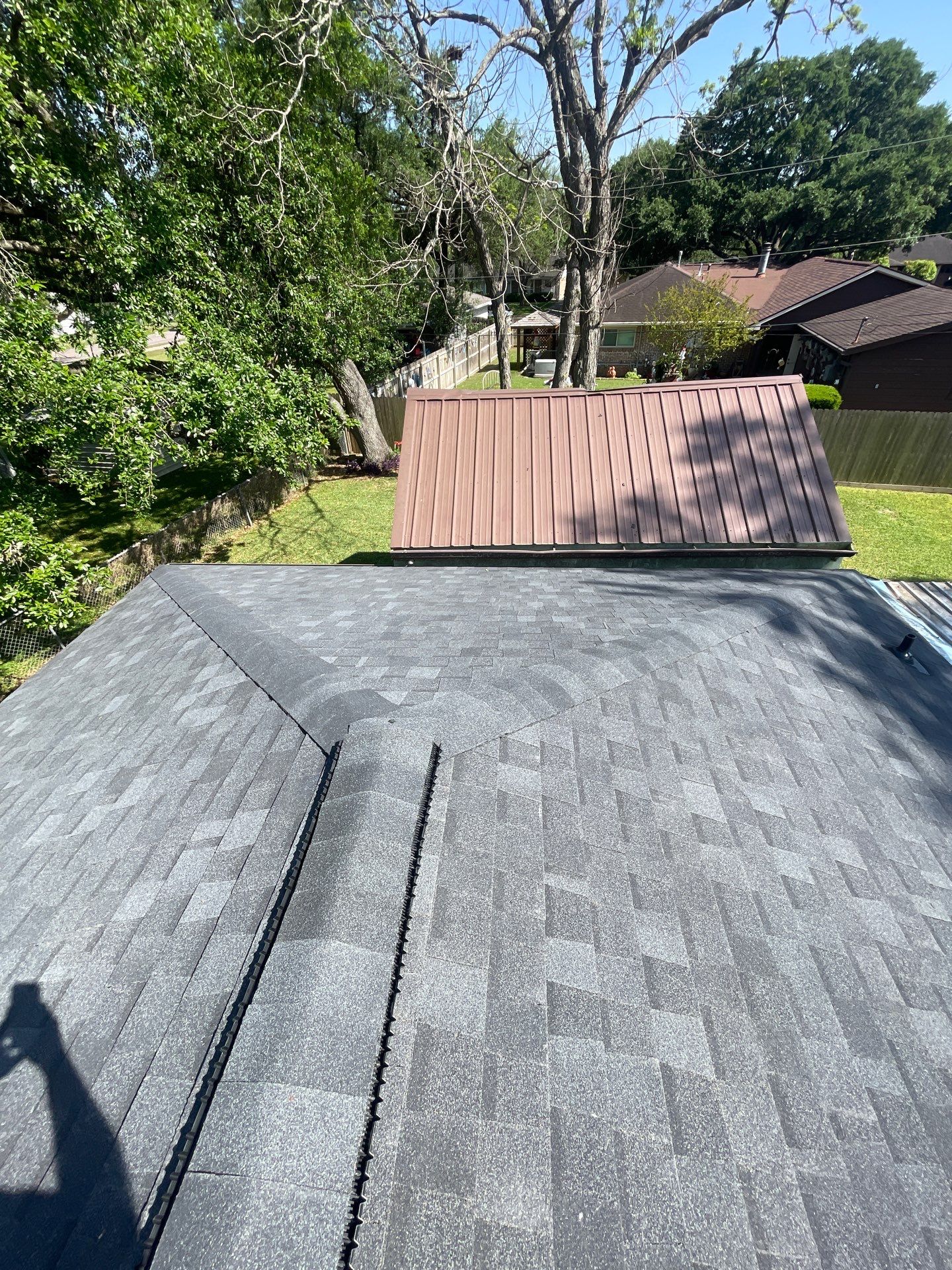 Alvin Roof Install by Modern BYLT Roofing & Construction