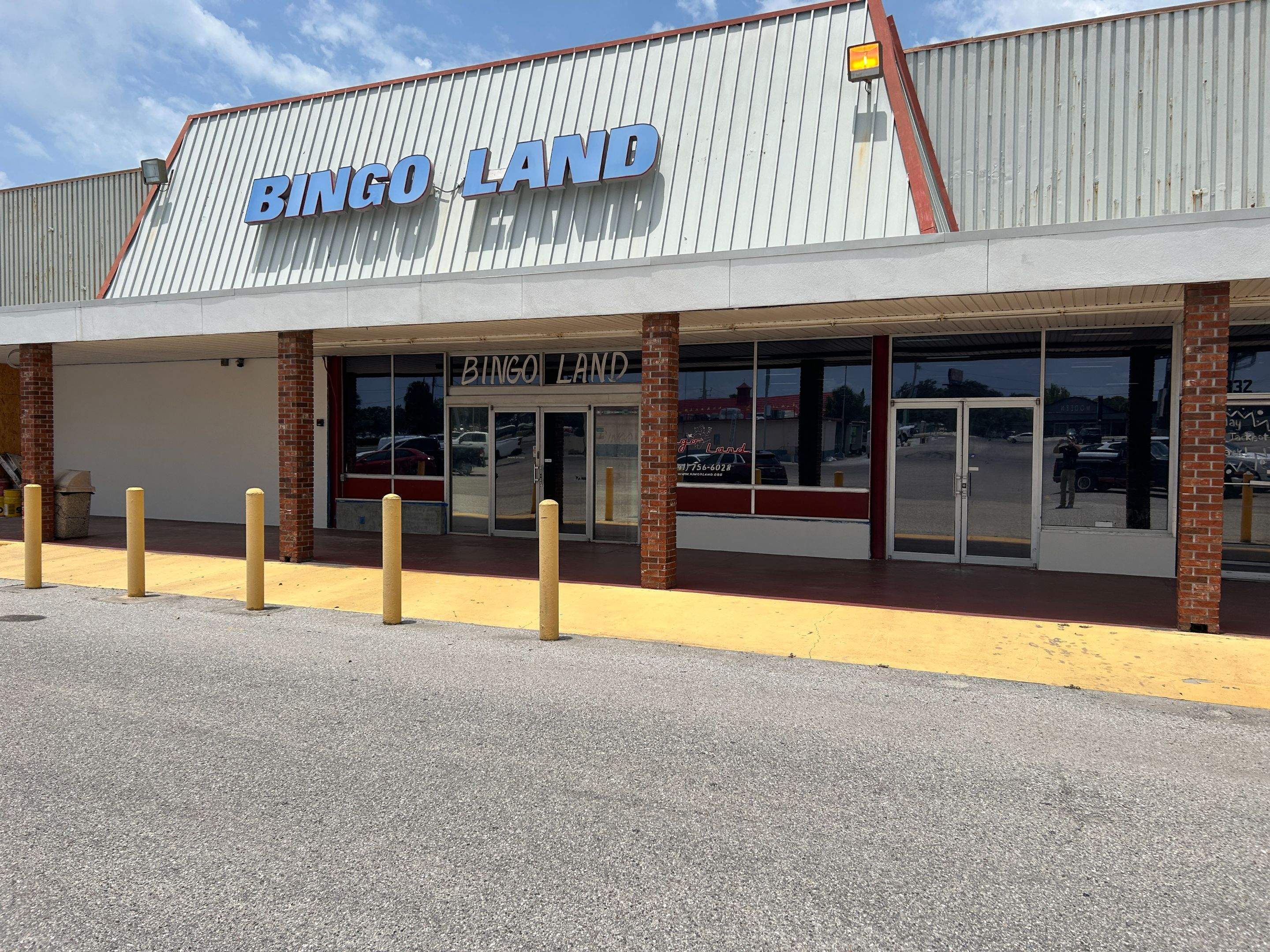 Modern Commercial Facade Remodel for Bradenton Shopping Center by U.S. Exterior Solutions