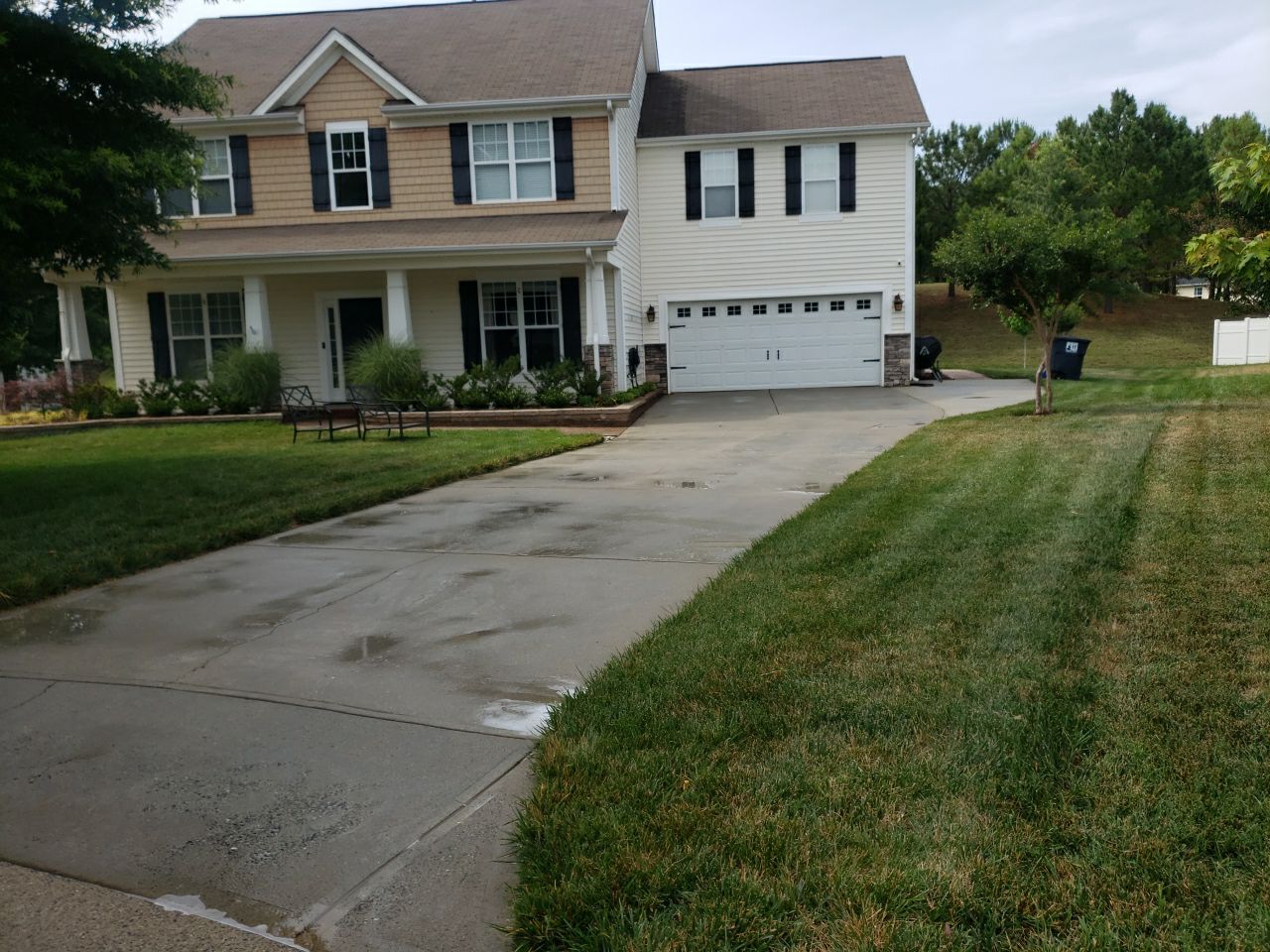 House Wash using cleaner by Power Wash Masters LLC