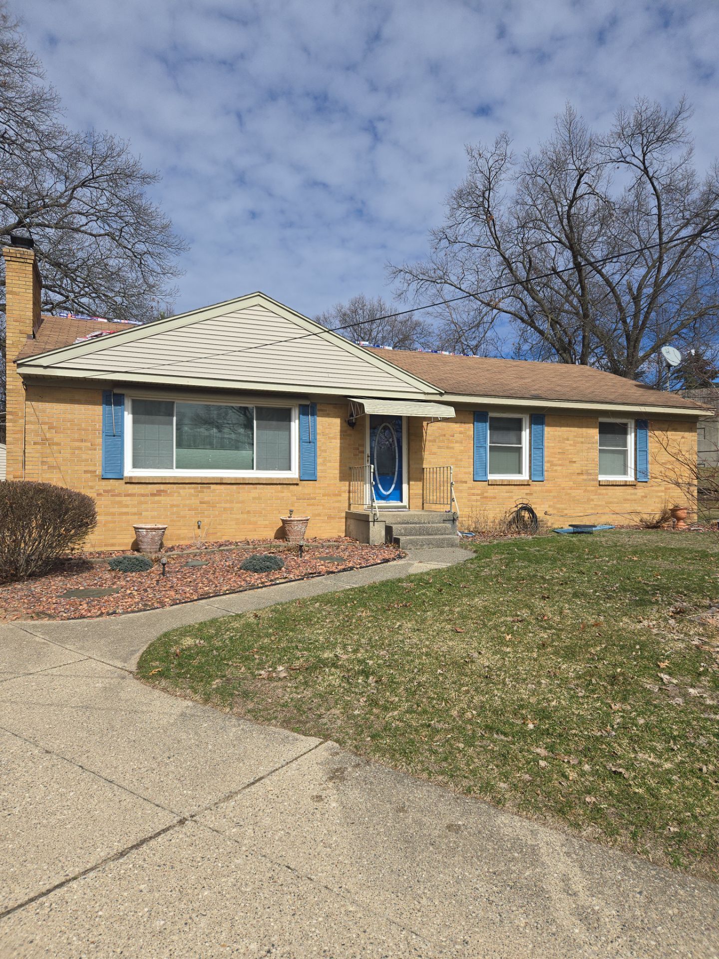Residential Roofing Installation using GAF TIMBERLINE HDZ Charcoal by Avalon Roofing and Exteriors