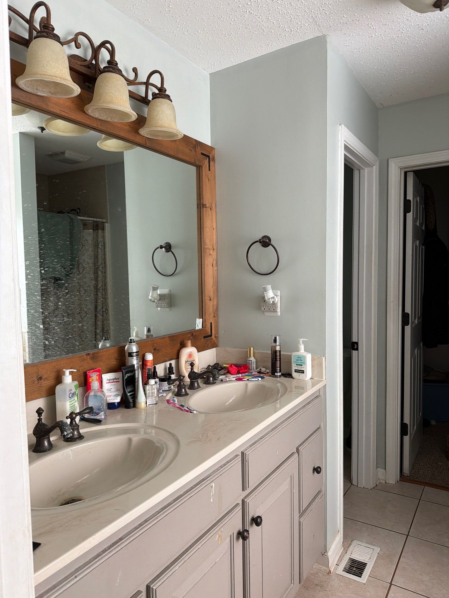 Interior Painting & Drywall Repair by Praise God Painting, LLC