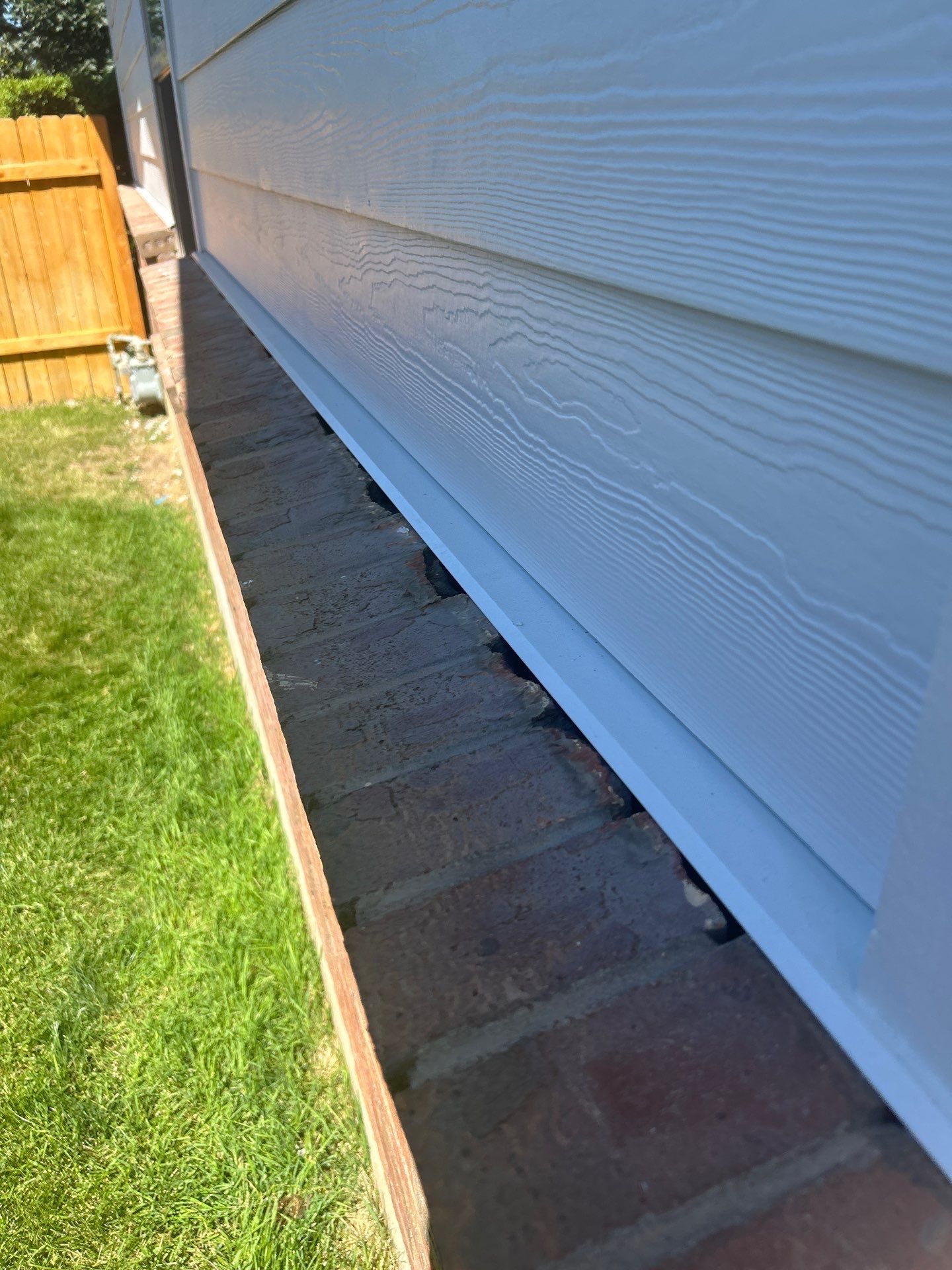 Orem | Hardie B&B and Lap Siding | Cobble Stone & Arctic White by Ideal Siding Utah