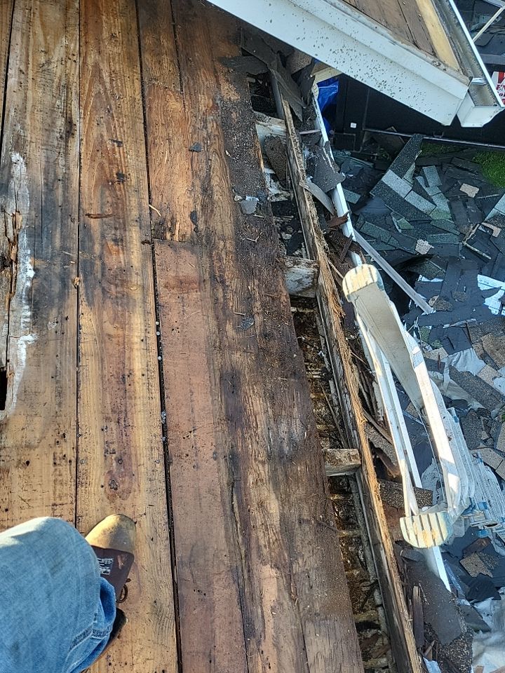 ATLAS PINNACLE COLOR: COASTAL GRANITE DRIP EDGE: BLACK by Eagle Eye Roofing