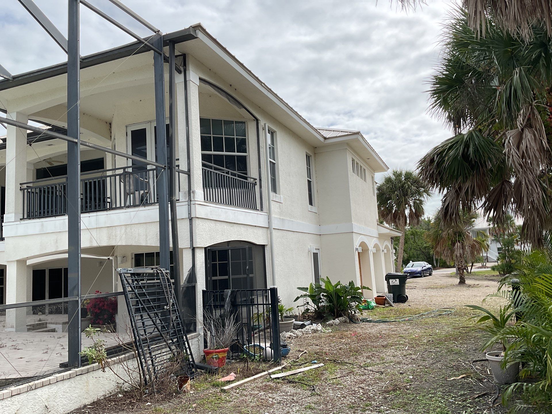 Commercial Gutters for Resorts in Sanibel FL by Gutter Professors