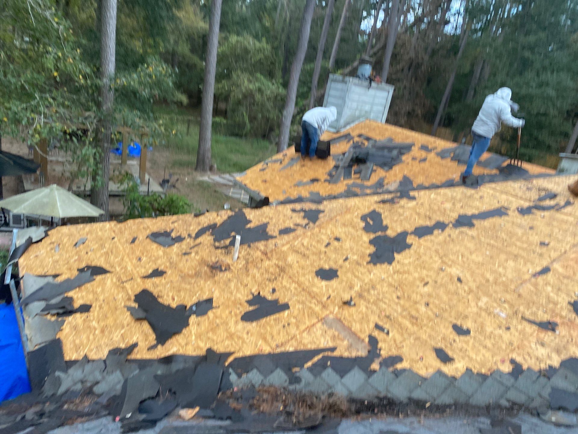 Residential Roofing Installation using Owen's Corning Duration (Lifetime) Shingles by Roof Repair Company