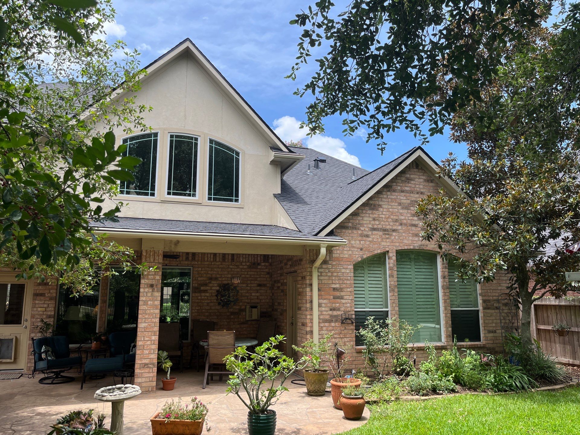 GAF Charcoal Roof Replacement for Houston Home