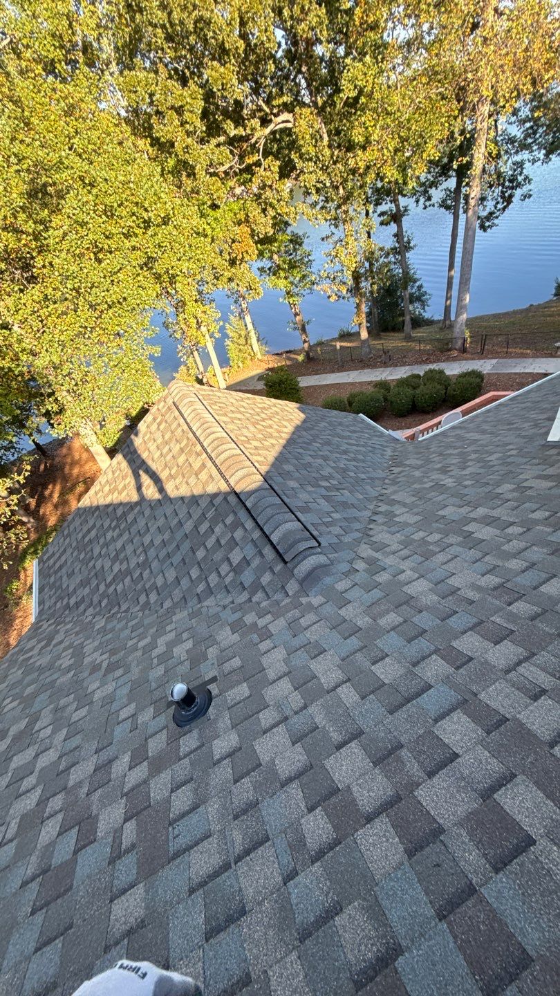 Seneca Lake Keowee Roof Replacement by Roofsters