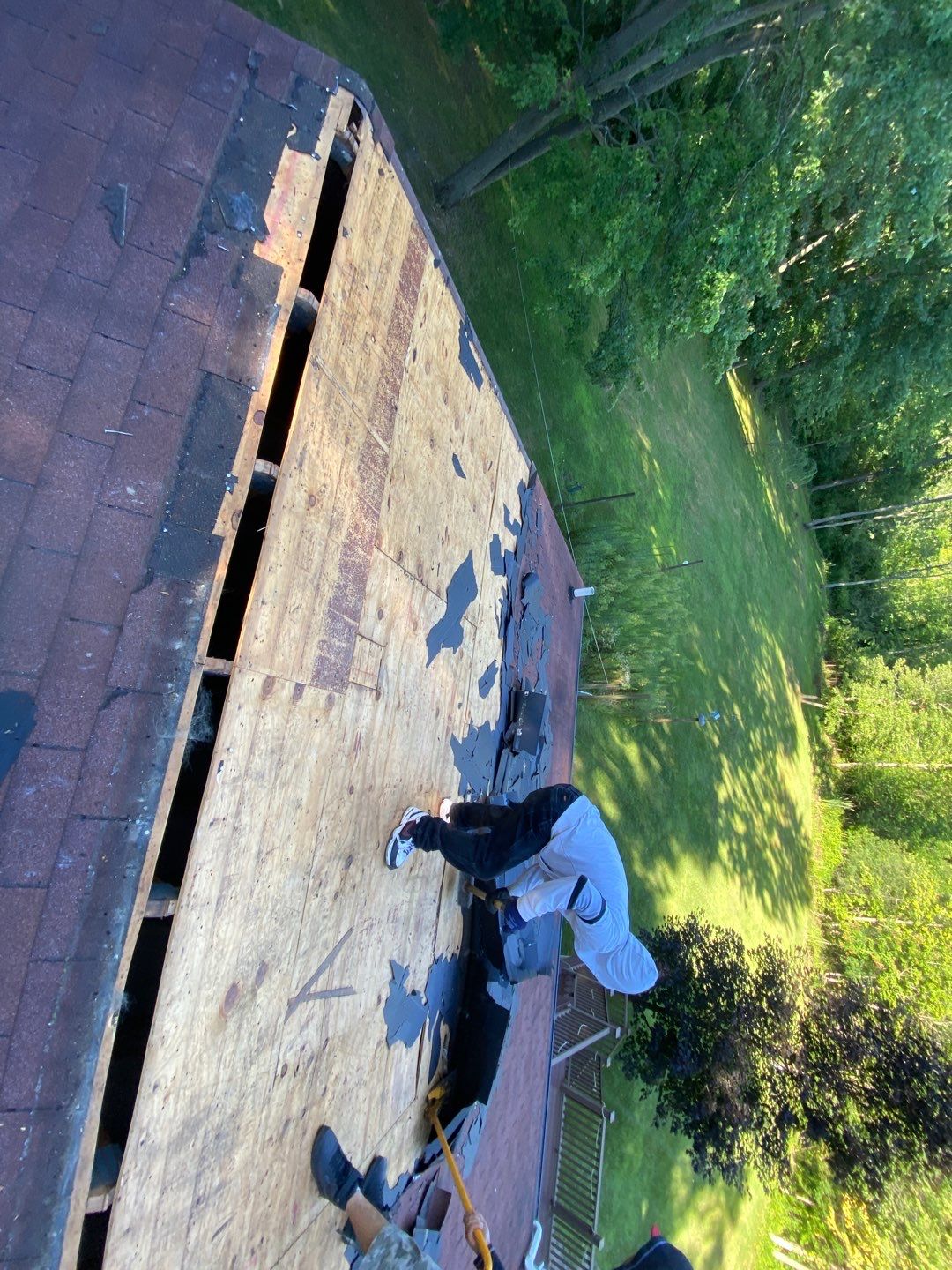 Roof Replacement using CertainTeed Landmark by 180 Contractors