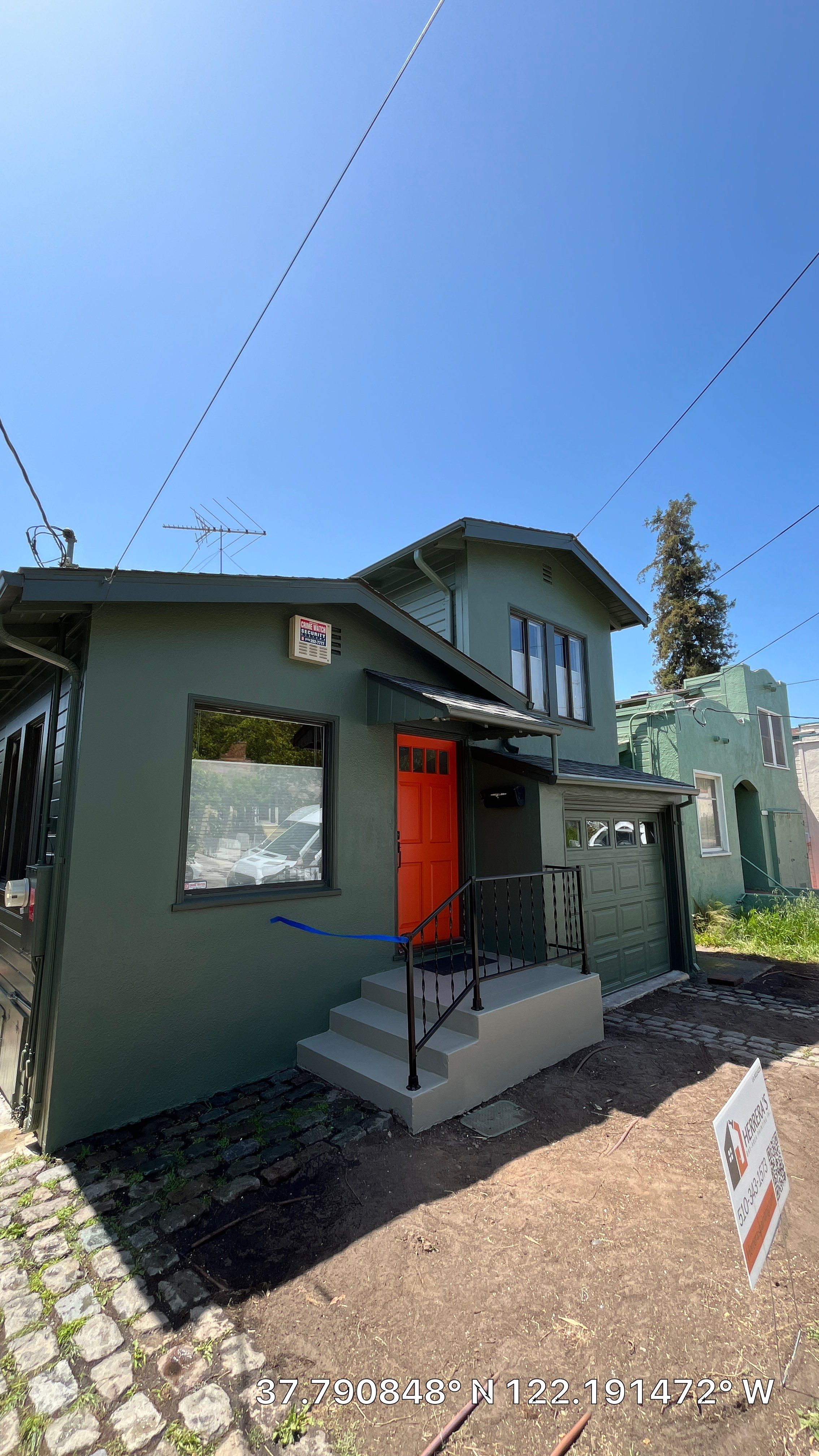 Project in Oakland by Herrera’s Bay Area Painting inc.