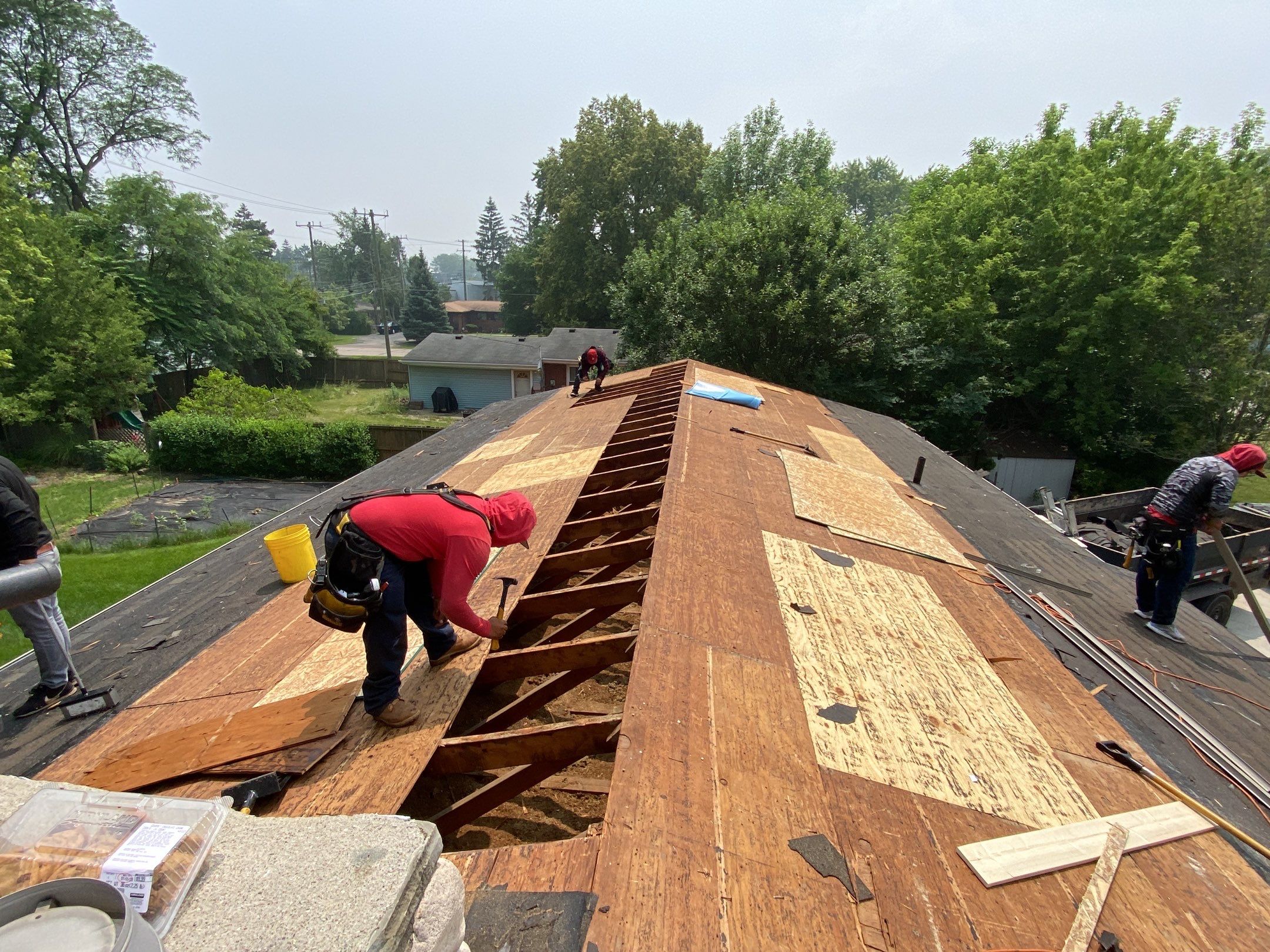 Roof Replacement using CertainTeed Landmark Weathered Wood by 180 Contractors