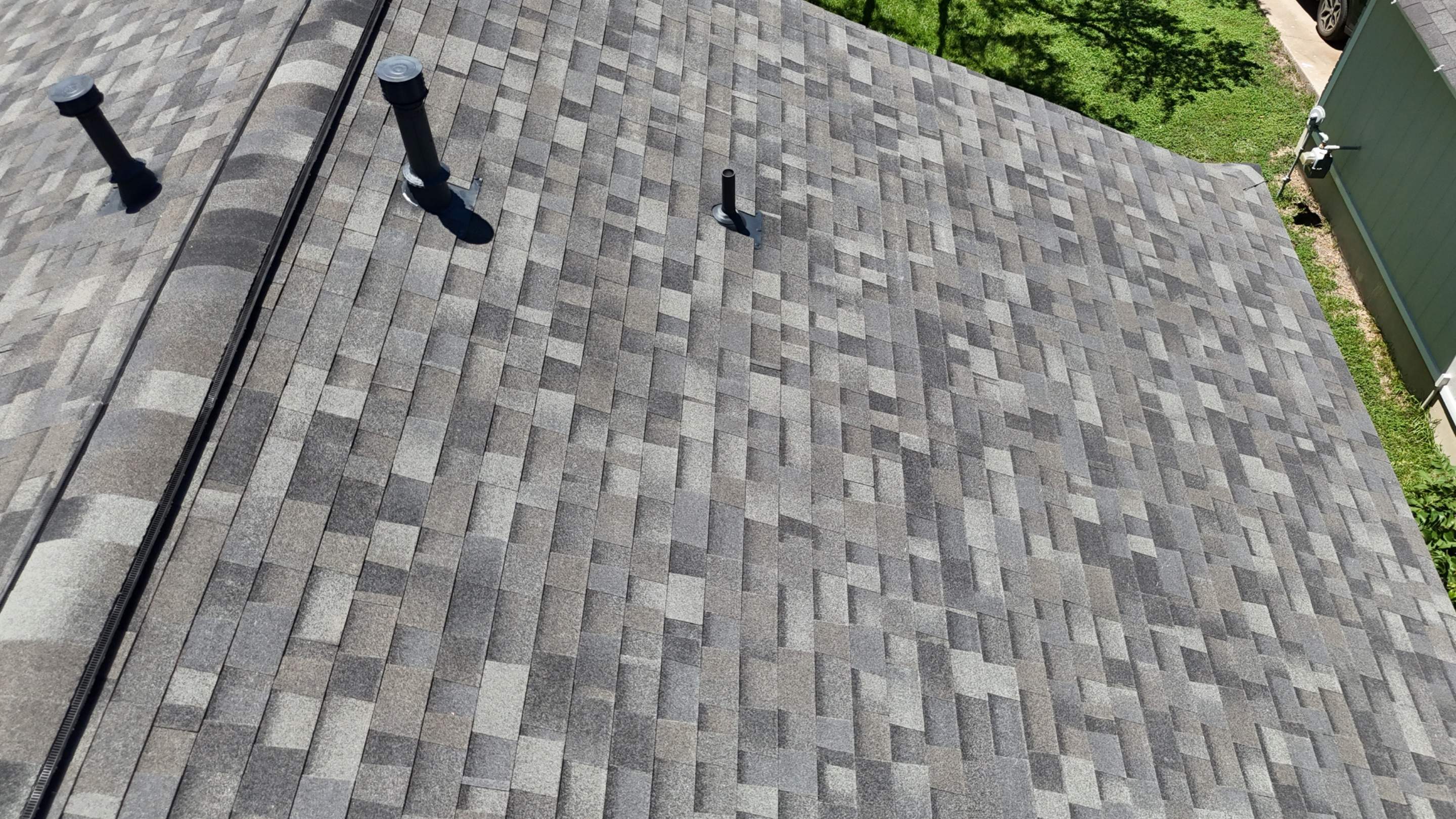 Storm Gray - Malarkey Highlander by RoofsOnly.com