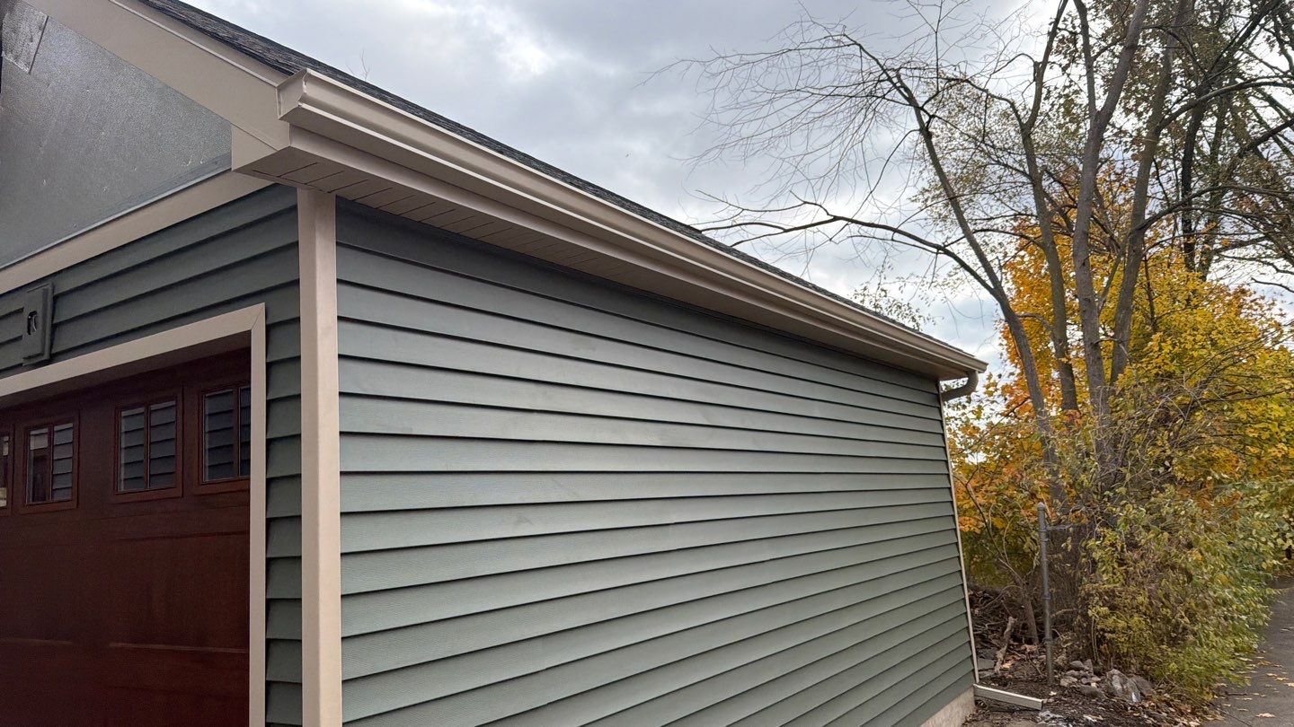 Siding Replacement using Alside Charter Oak D4.5" Deep Moss by 180 Contractors