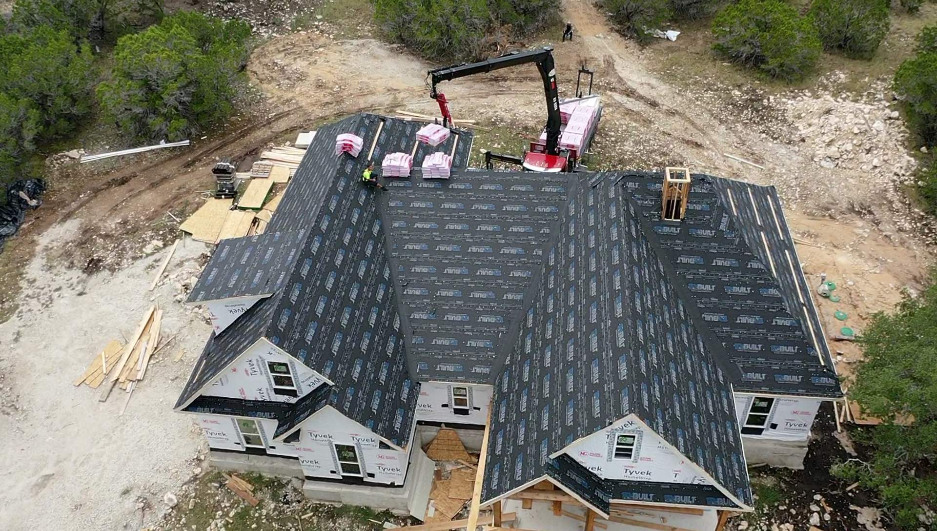 New Home Construction using Owens Corning 30 year Architectural Shingles by Premier Roofing and Contracting