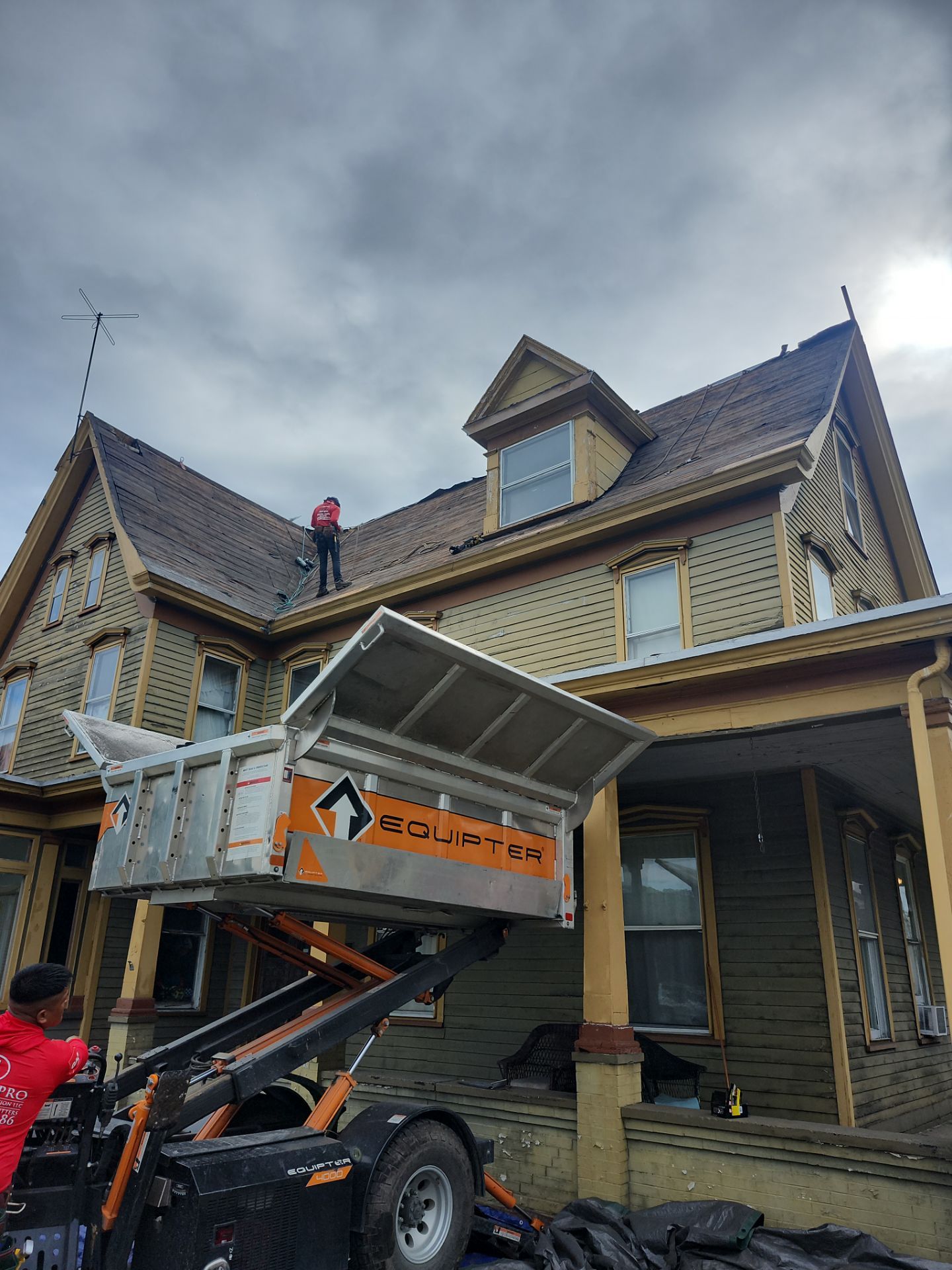 Kevin Moll Full Shingle Roof Installation by Good Hands Roofing