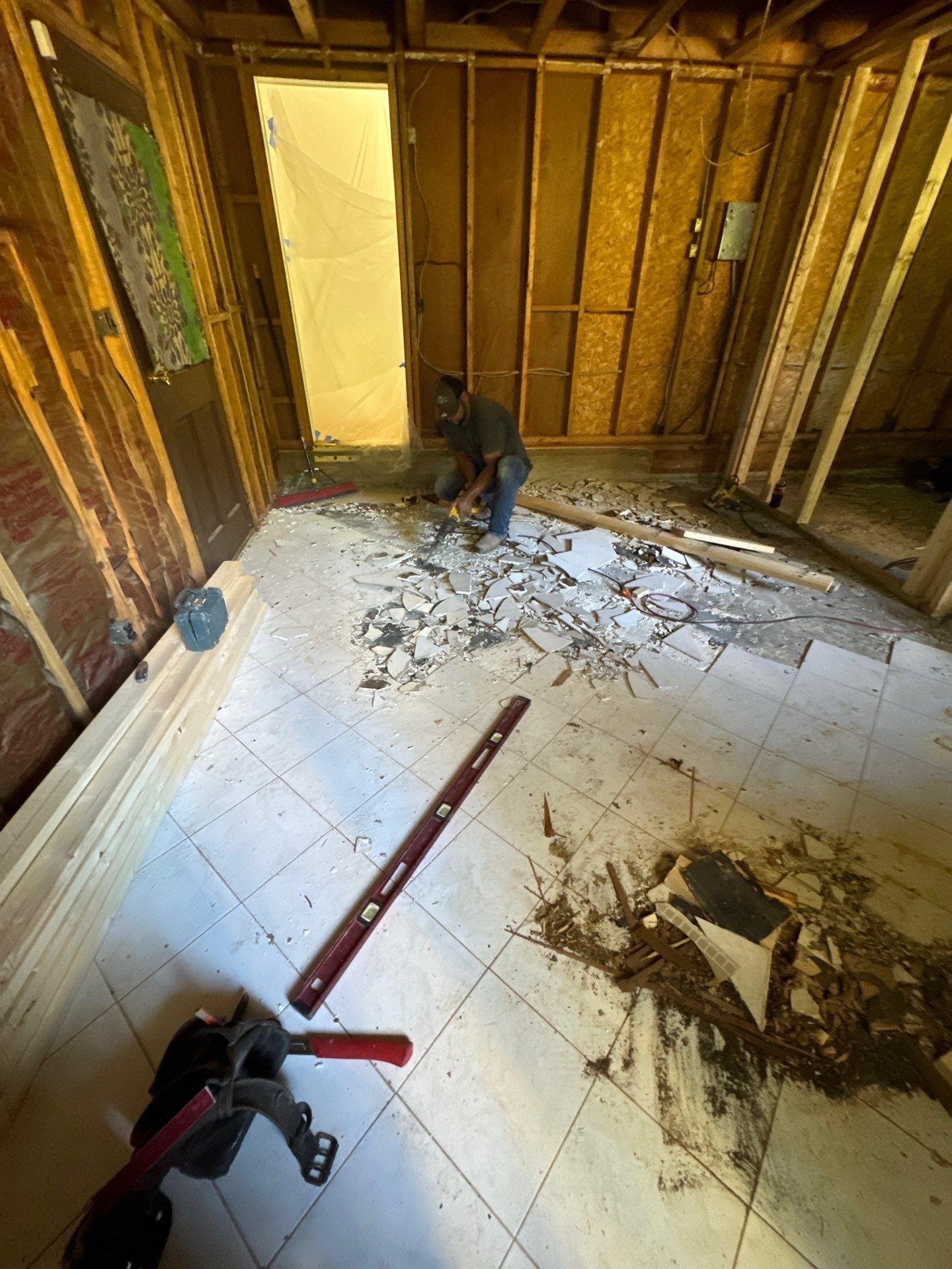 Comprehensive Interior Renovation and Accessible Bathroom Construction in Doraville by Swift Home Renovations