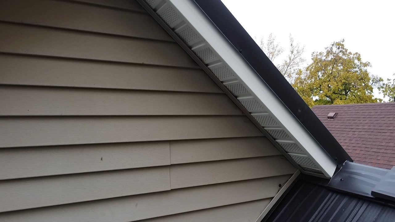 Full Tear-Off Metal Shake Roof Installation – Fort Wayne, IN by 4Ever Metal Roofing