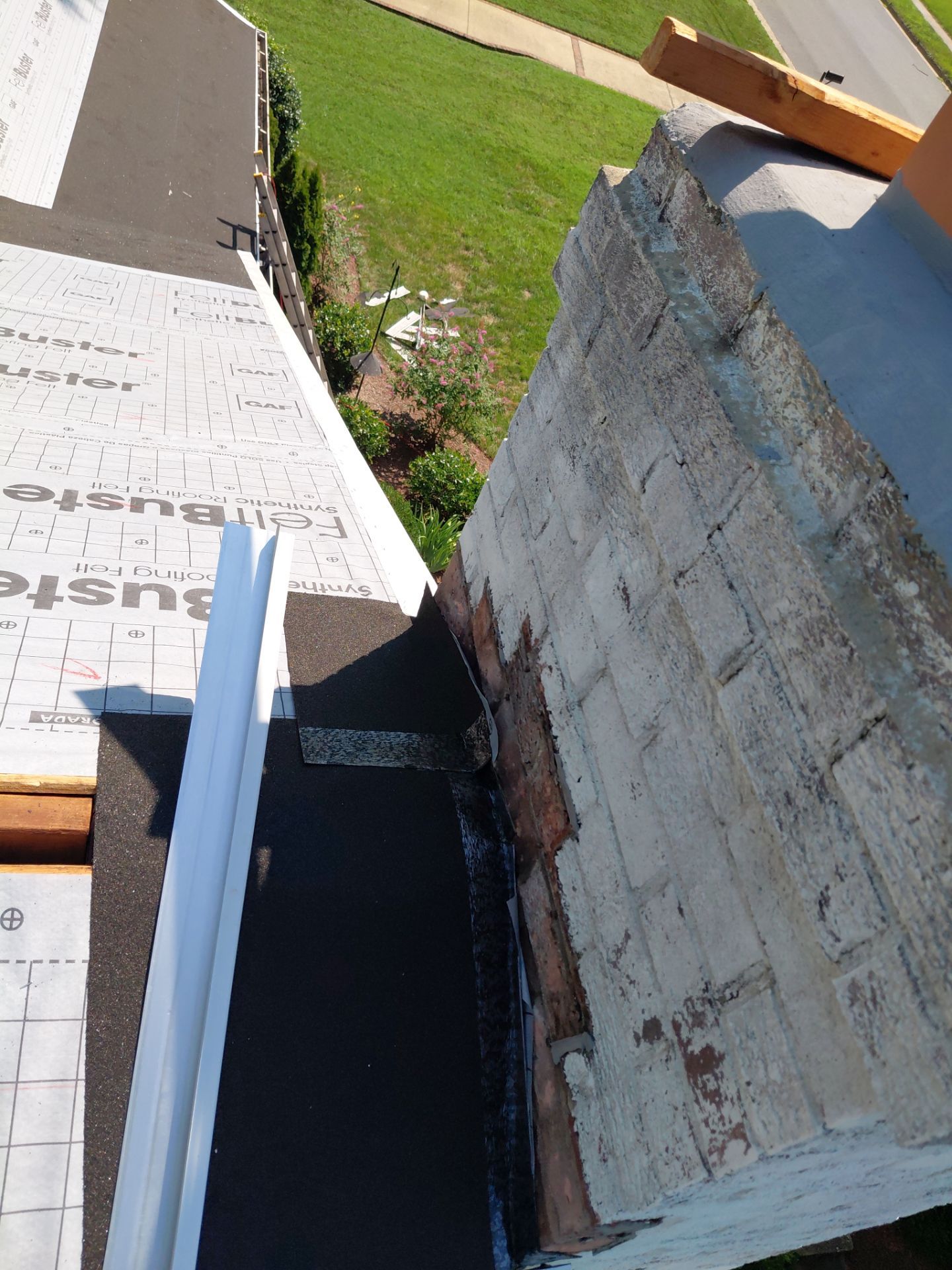 Alexandria: Residential Roof Replacement with GAF Timberline HDZ in Nantucket Morning by RM Banning, Inc.