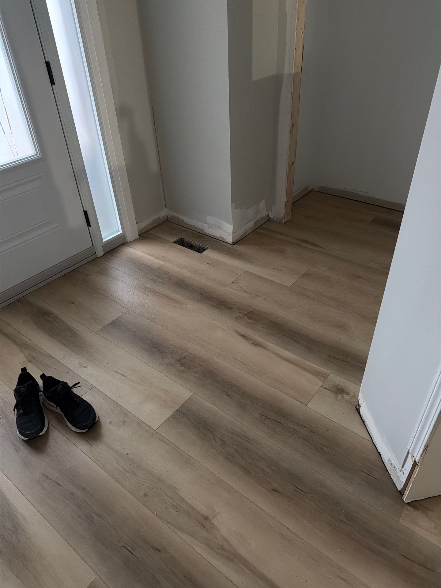 Bowmanville Main Floor Reno by Cornerstone Construction