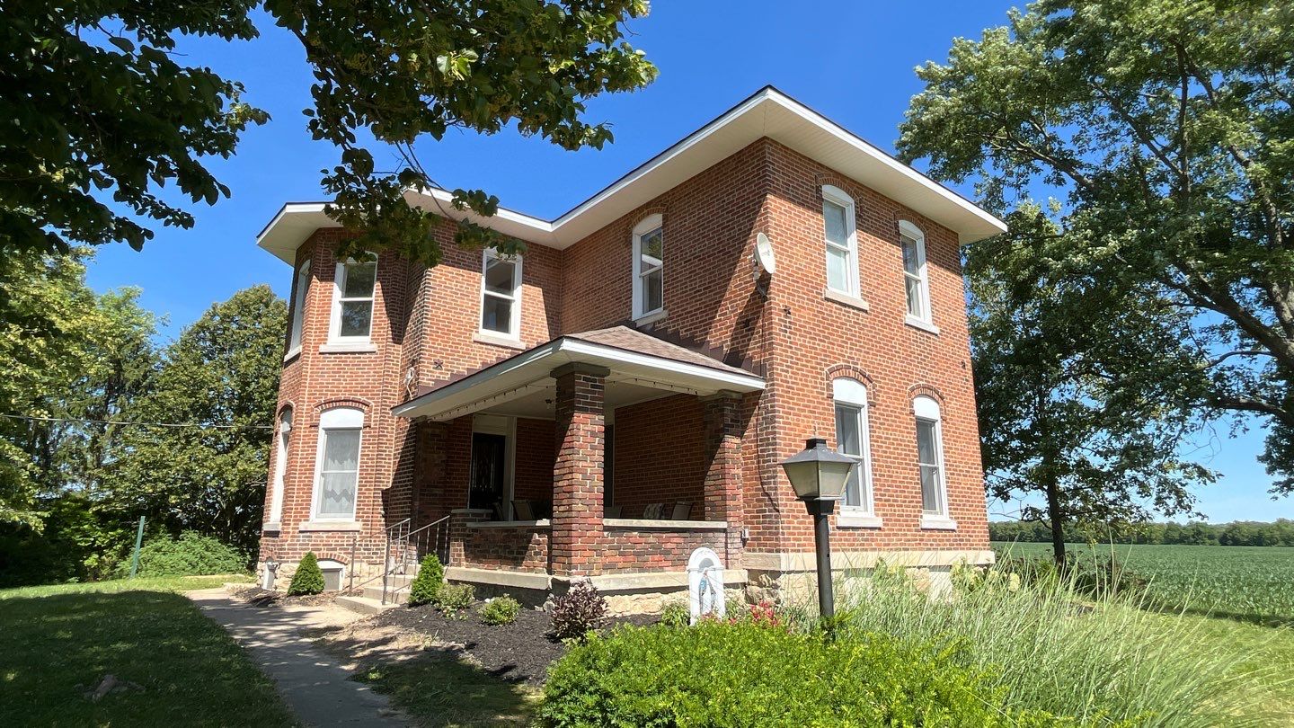 Soffit/fascia/gutter replacement by Nitro Roofing and Construction