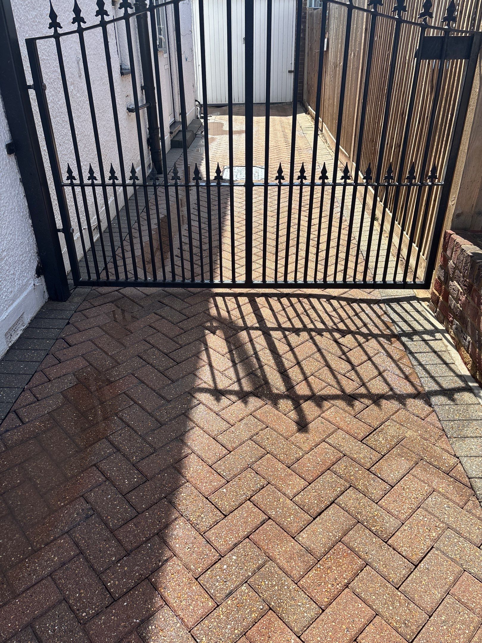 Driveway Clean by Ges Exterior Cleaning ltd