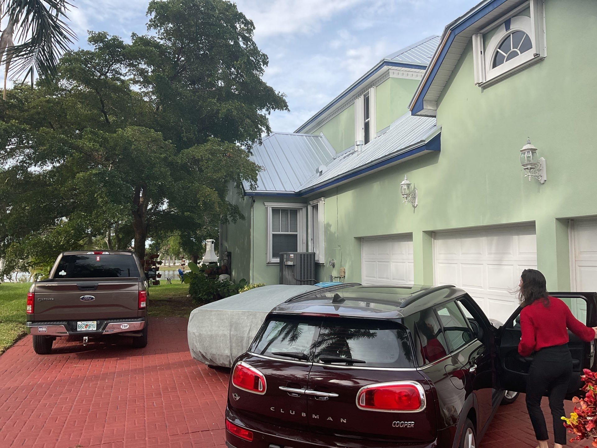 7-Inch Seamless Gutters in Cape Coral FL by Gutter Professors