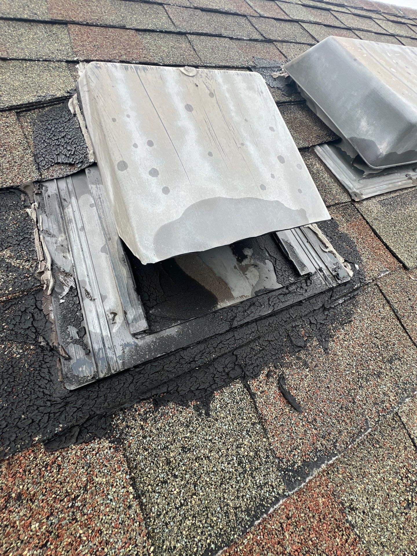 Residential Roofing Repair using Owen's Corning Duration (Lifetime) Shingles by Roof Repair Company