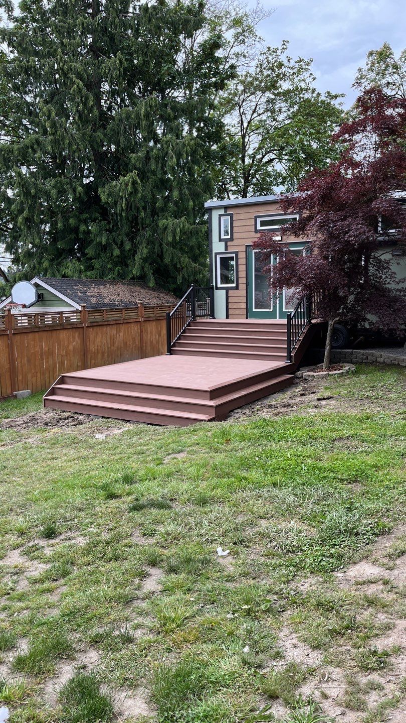 Seattle Decking by Alki deck builders 