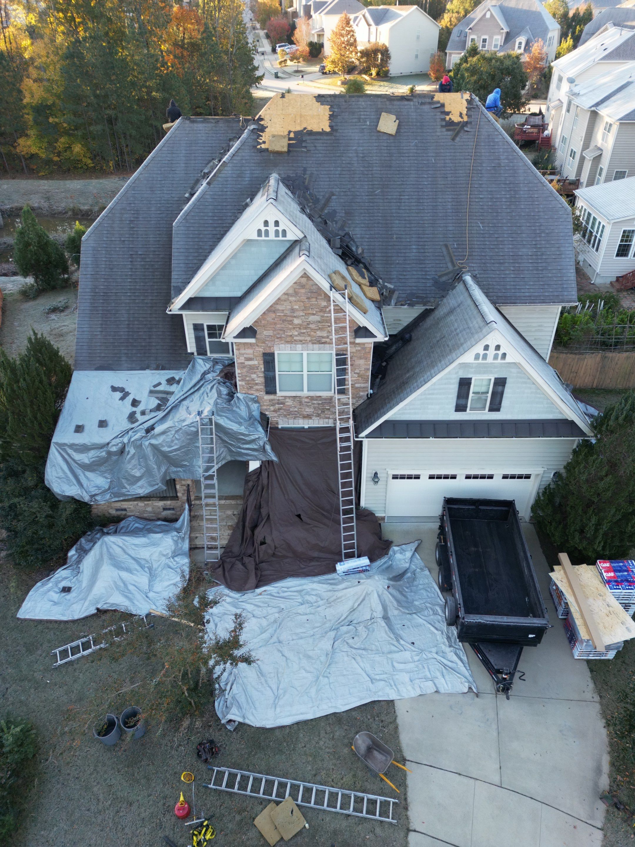 GAF Timberline HDZ Charcoal  by Pro Performance Roofing
