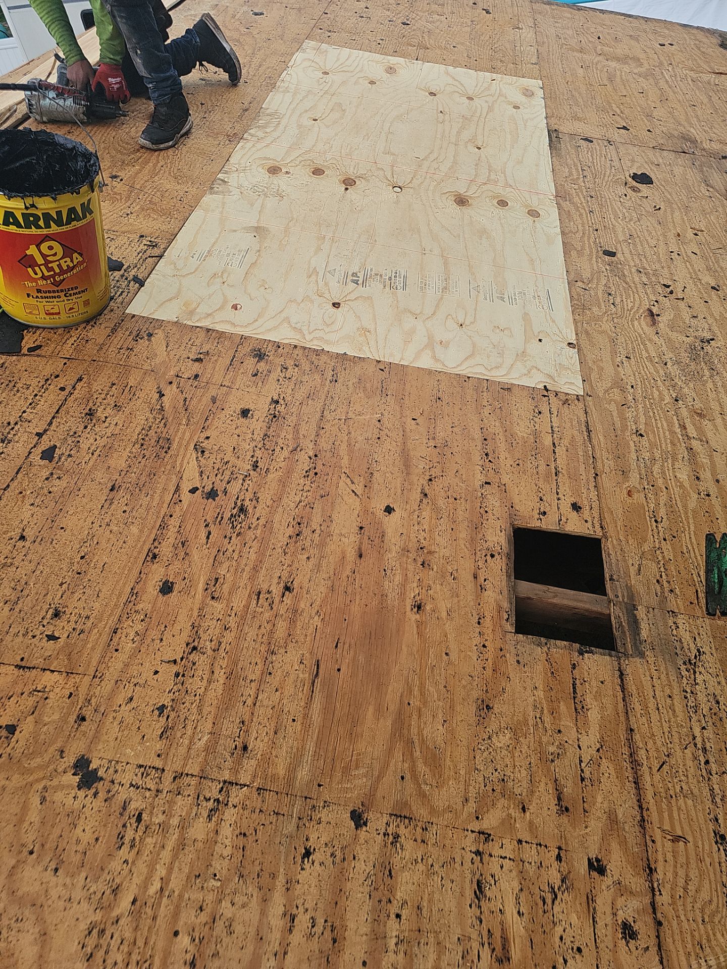 Project in Bradenton 34203 by Mitchell Roofing Company LLC 
