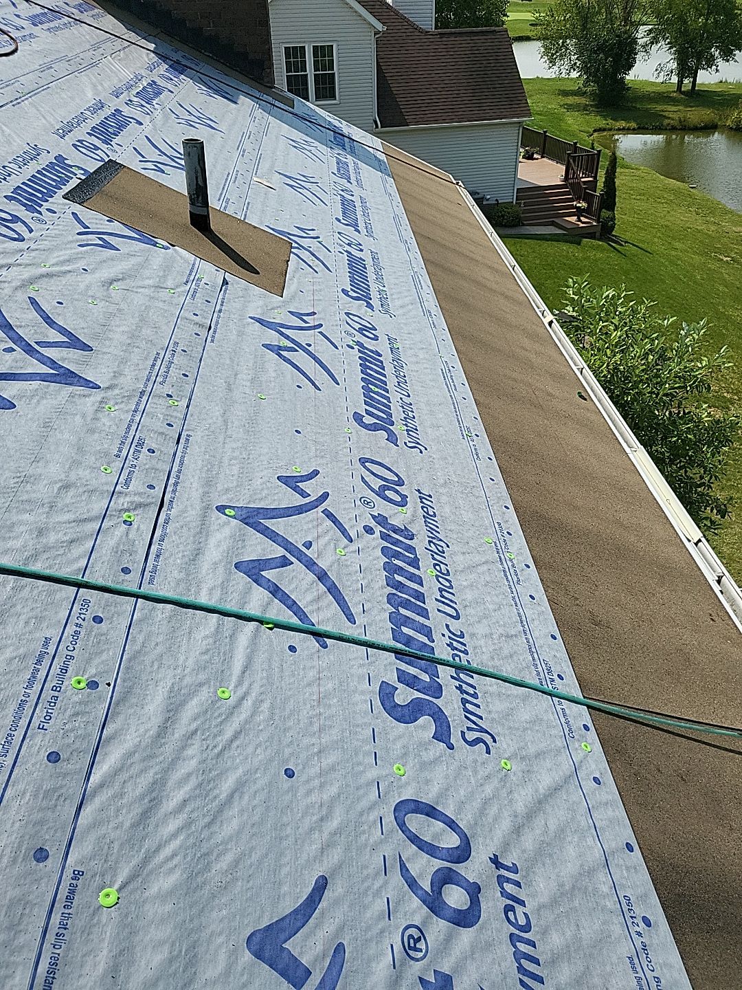 CT LANDMARK COLOR: PEWTER by Eagle Eye Roofing