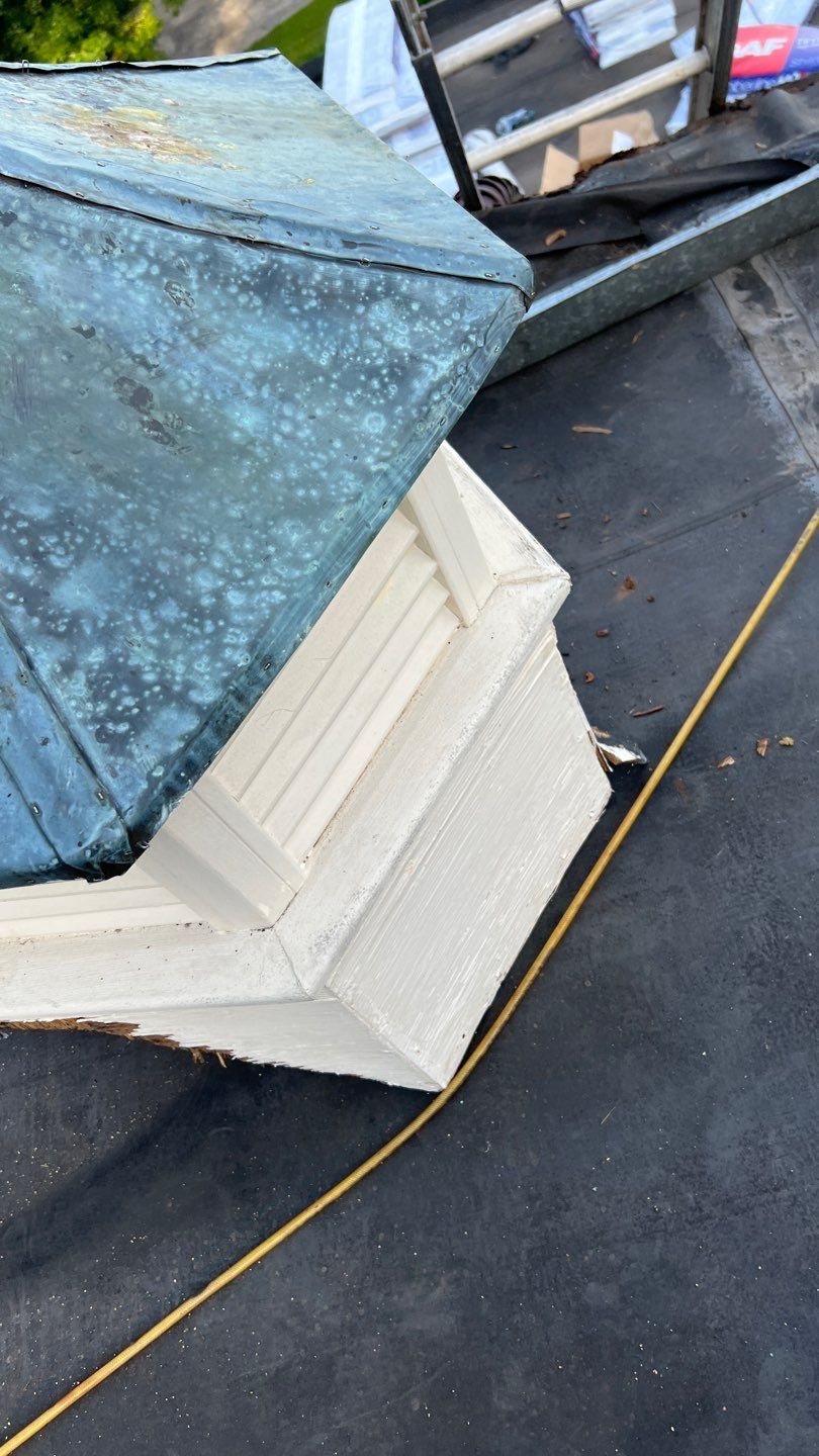 Commercial Flat Top Roof by Roof Bullies