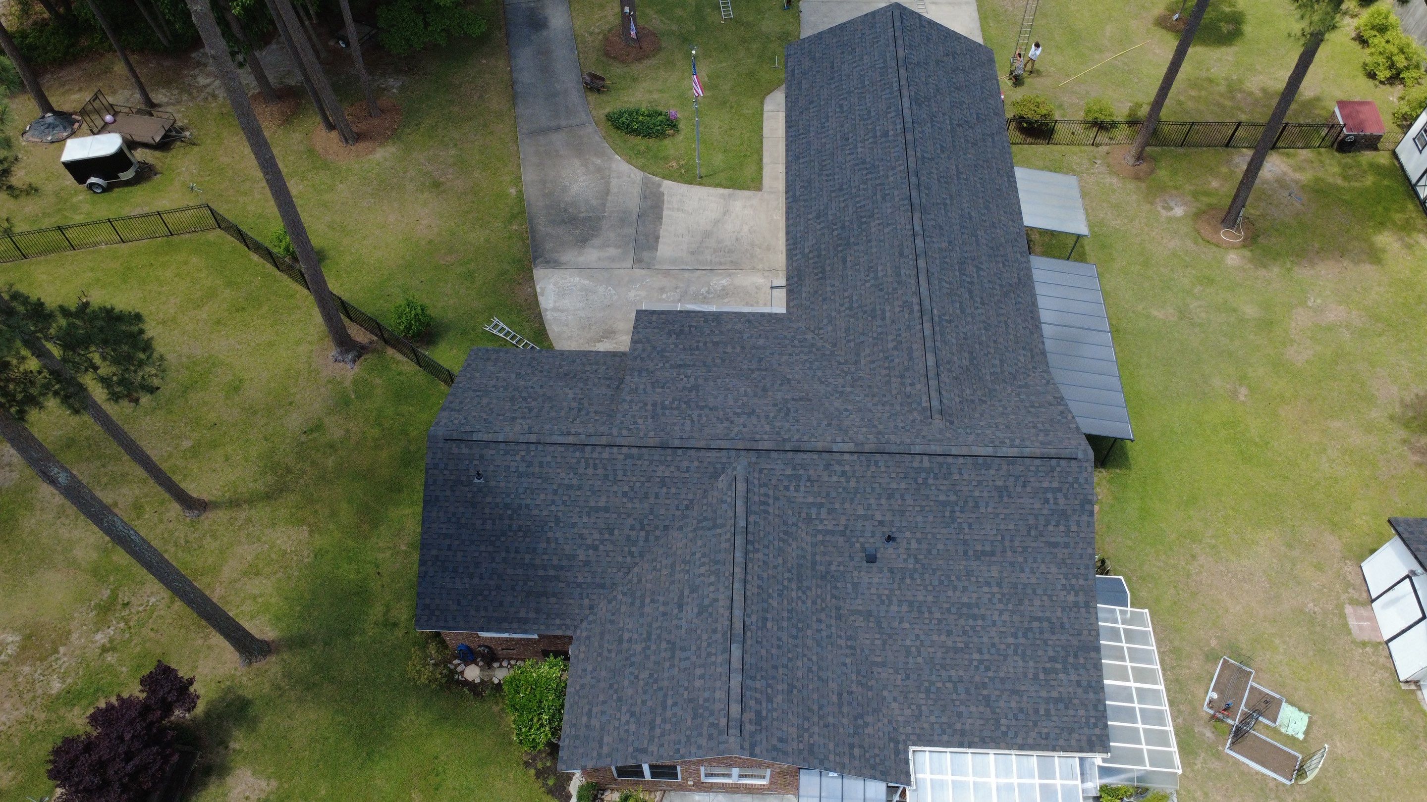 IKO Dynasty Glacier by Alpha Sky Roofing