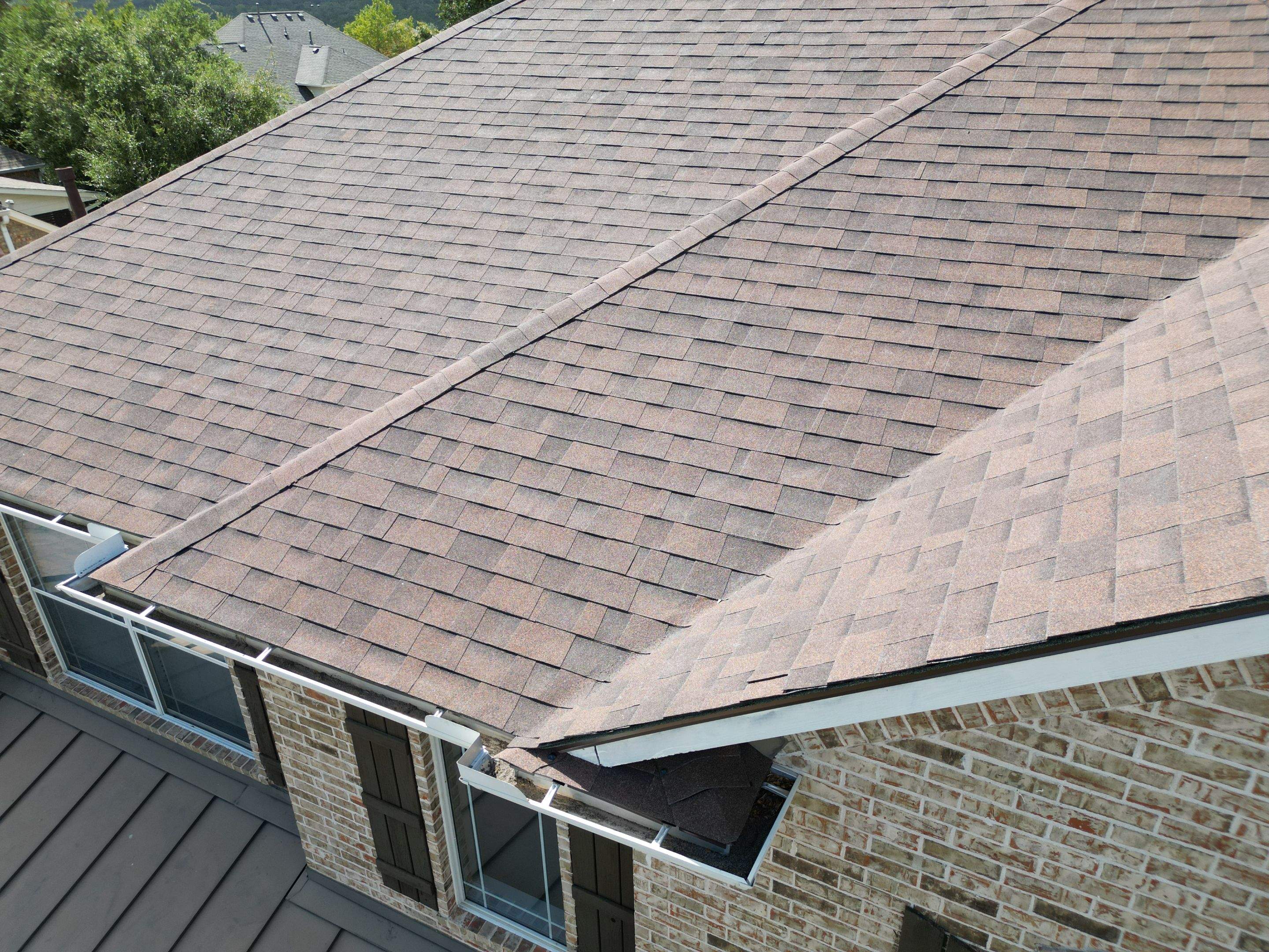 Antique Brown - Malarkey Highlander by RoofsOnly.com