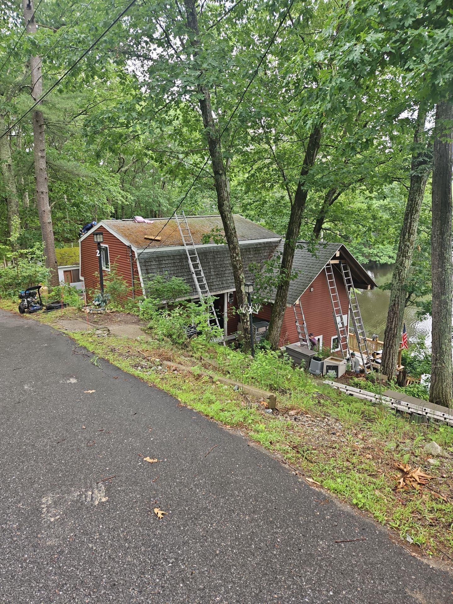 Leak Repair & Roof Wash – Groton, MA by Mighty Dog Roofing of Greater Middlesex County