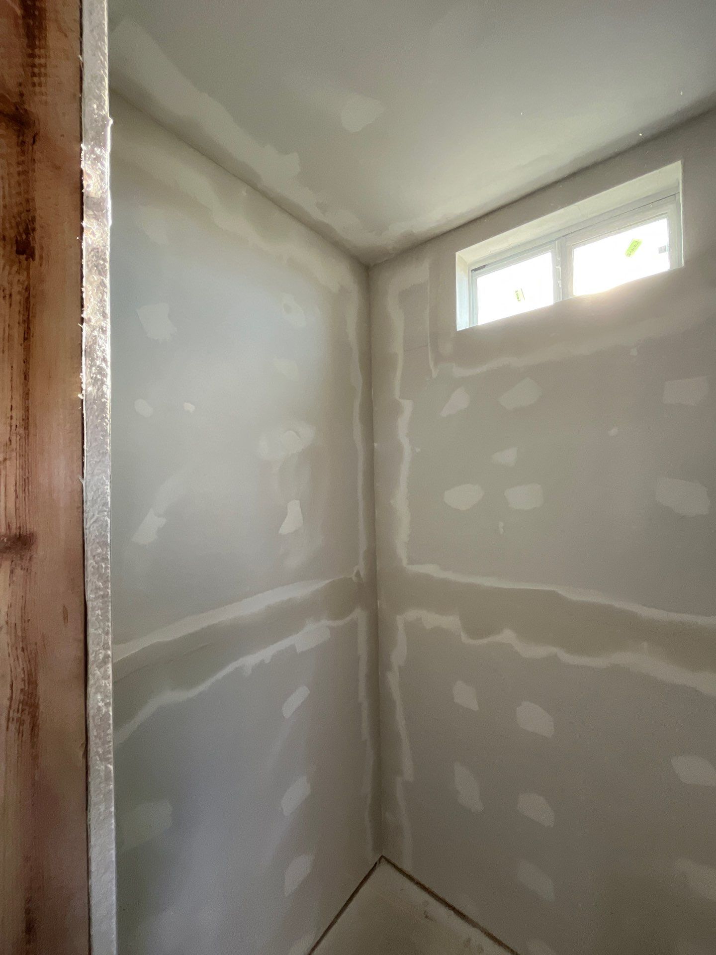 Interior Work by Clays Services Inc