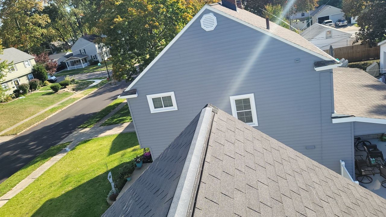 ATLAS PINNACLE PRISTINE COLOR: COPPER CANYON DRIP EDGE: WHITE by Eagle Eye Roofing