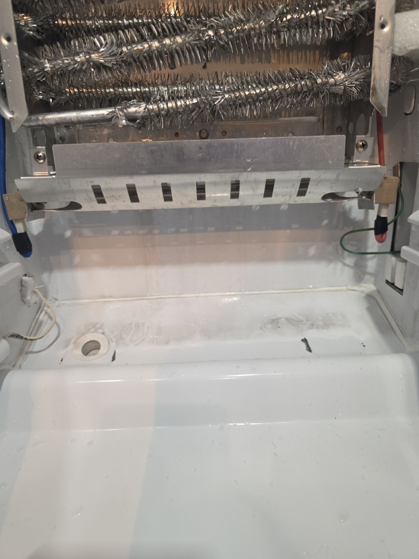 GE Refrigerator Control Board Replacement and Defrost Repair in Groveland by AMB-WORKS APPLIANCE REPAIR