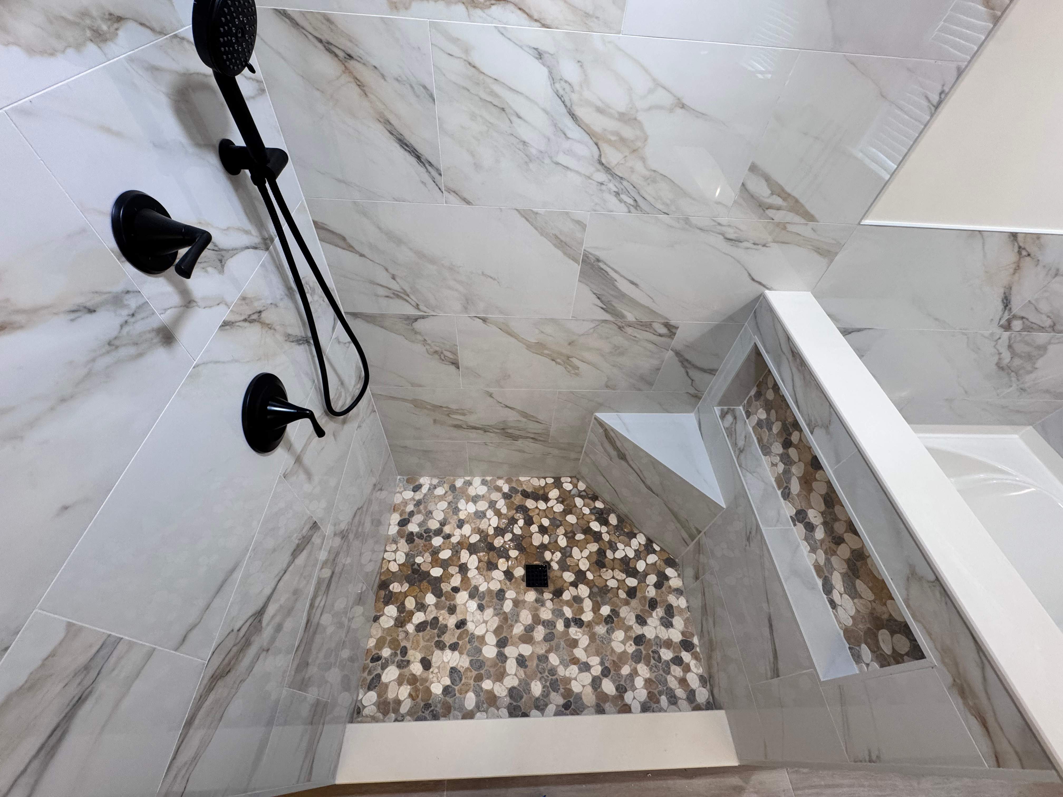 Master bathroom renovation by Prudencio