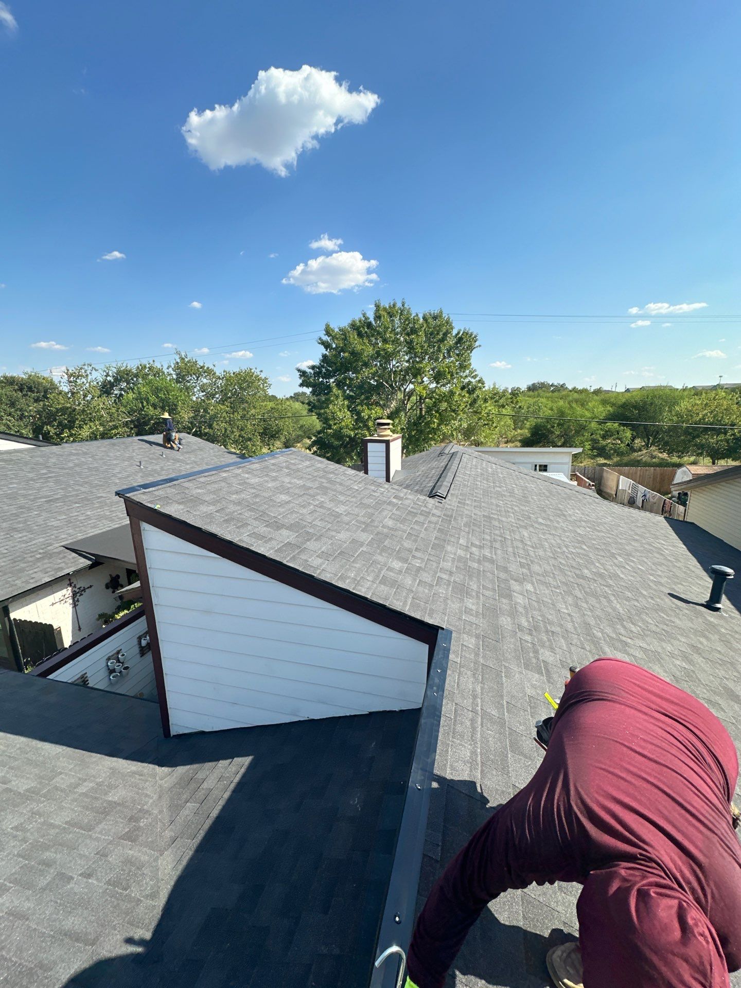 Brilliantly Black - Malarkey Vista by RoofsOnly.com