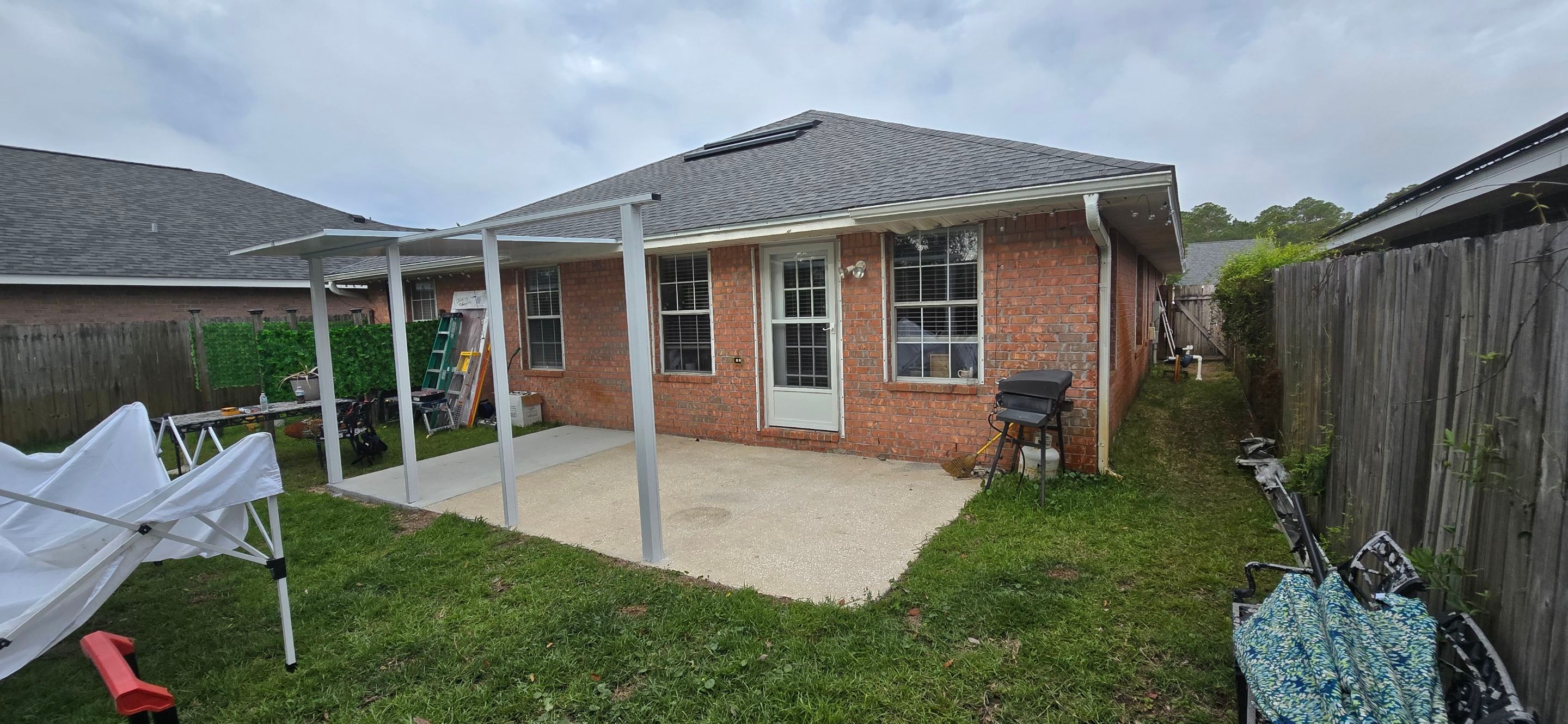 Screen Room in Gulf Breeze by Titan Sunrooms
