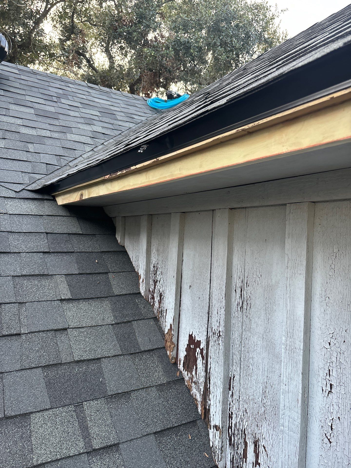 Residential Roofing Installation using Owen's Corning Duration (Lifetime) Shingles by Roof Repair Company