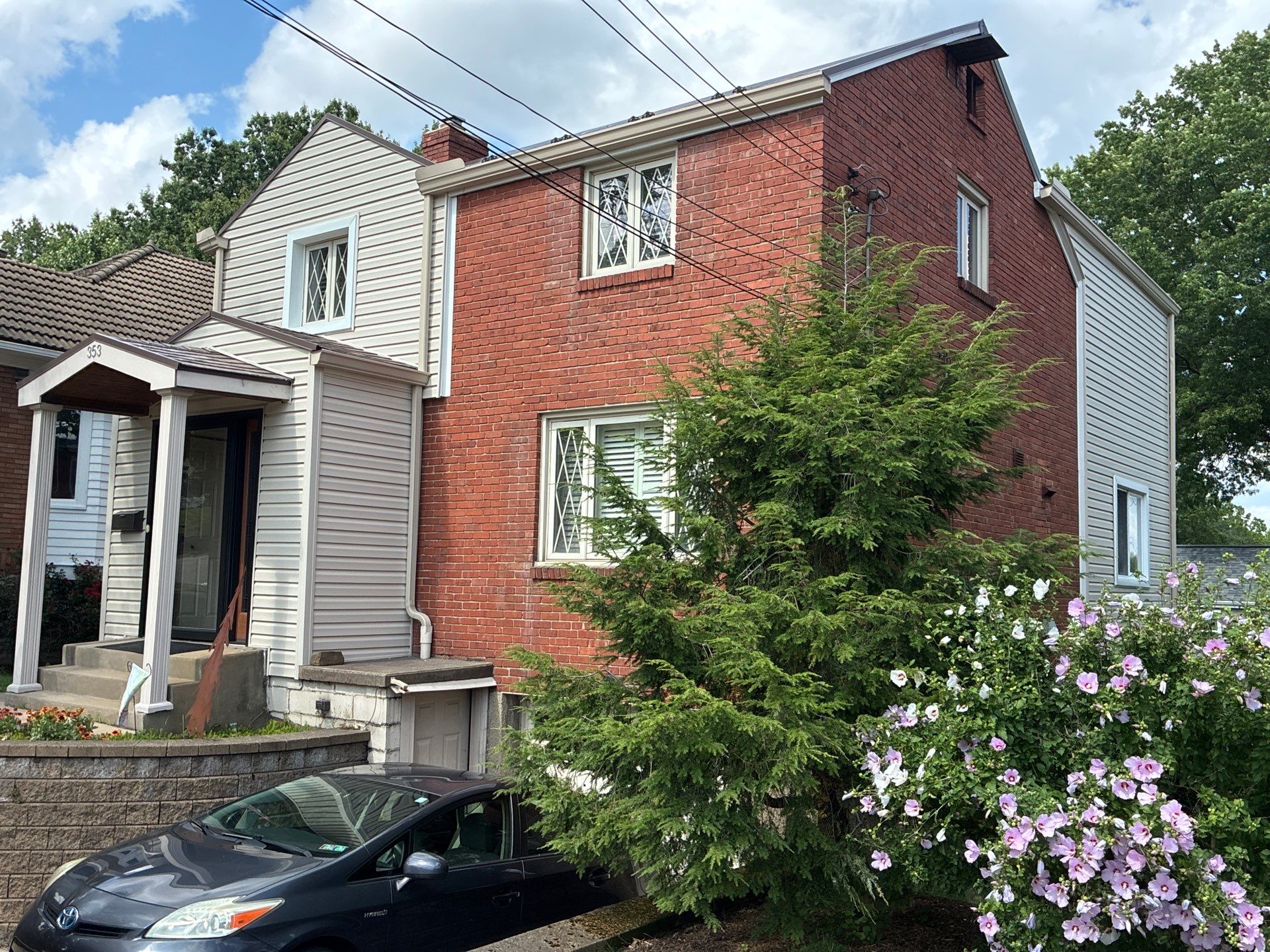Full Vinyl Siding Renovation and Trim Installation in Mt Lebanon by Ideal Siding Pittsburgh